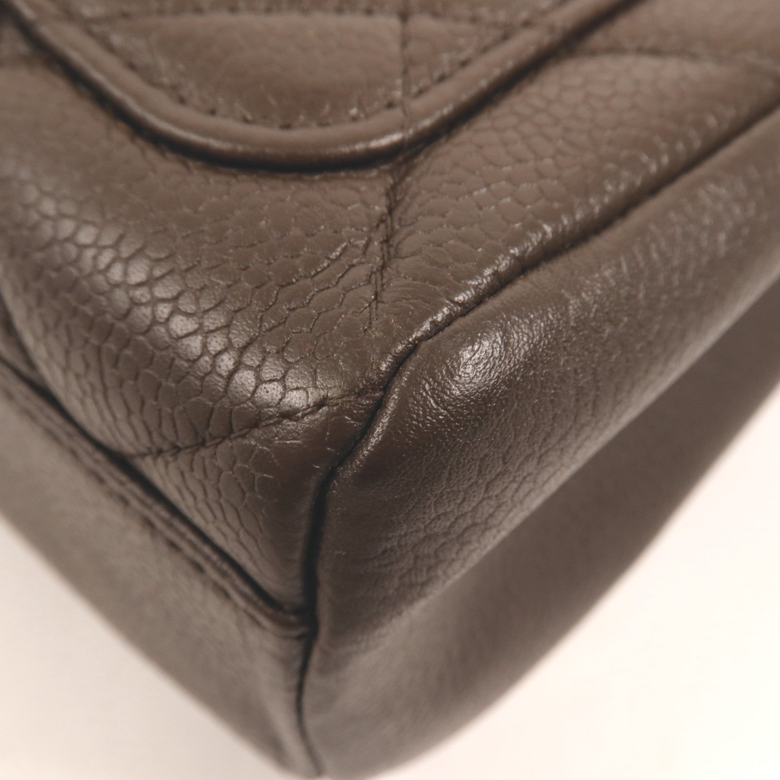 CHANEL 牛皮皮革Classic Flap銀扣鏈帶肩背袋