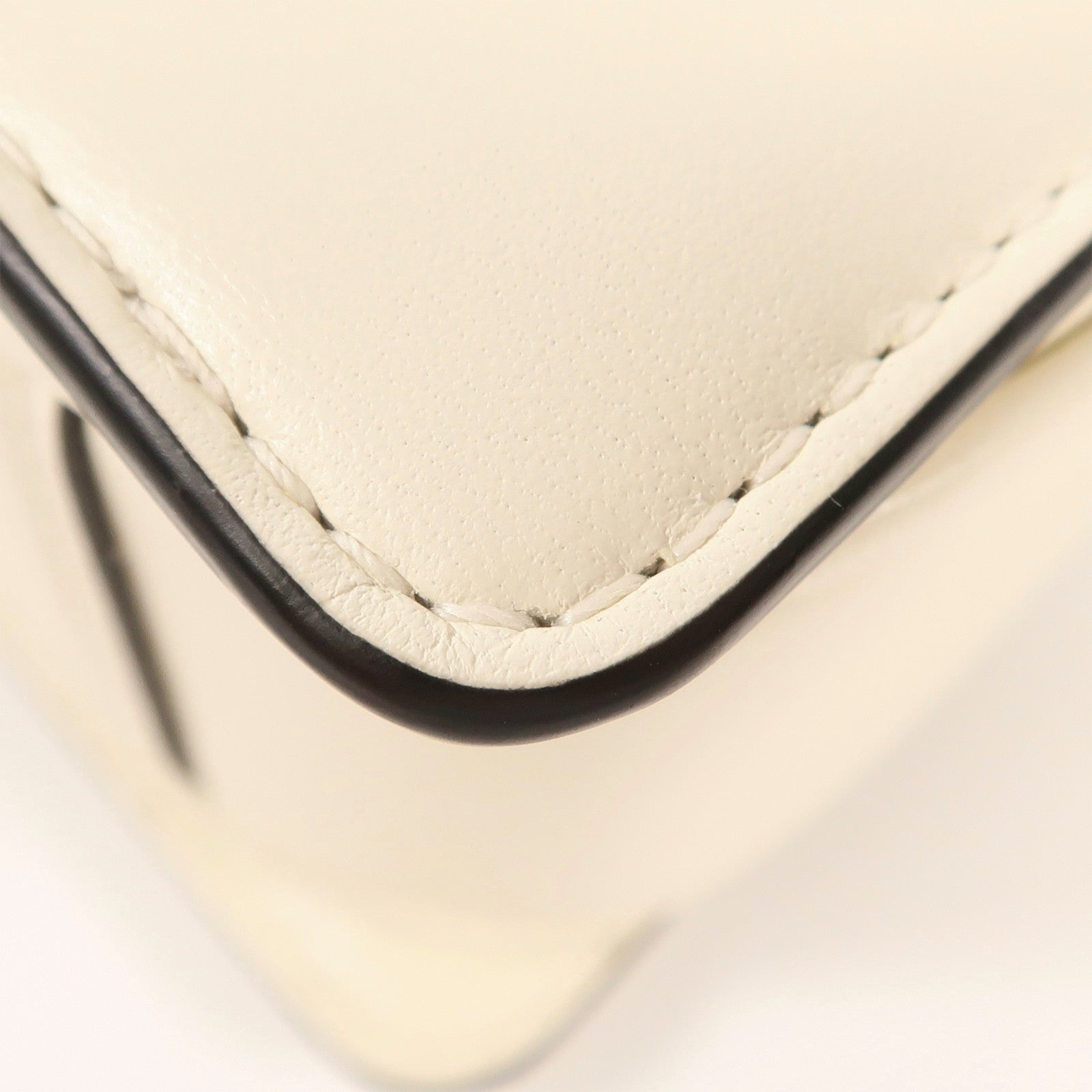 Valentino GHW Le Petit Deuxieme 2 Way Bag 2W2B0L26AVP098 Calfskin Leather White
