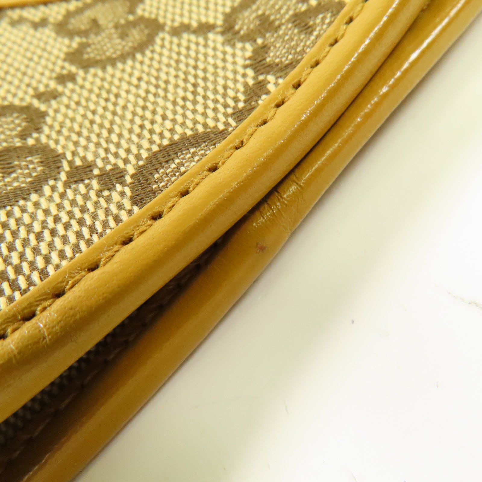 GUCCI 帆布/皮革Shoulder Bag金扣肩背袋