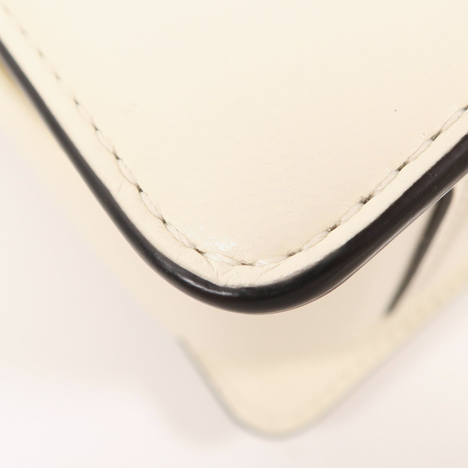 Valentino GHW Le Petit Deuxieme 2 Way Bag 2W2B0L26AVP098 Calfskin Leather White