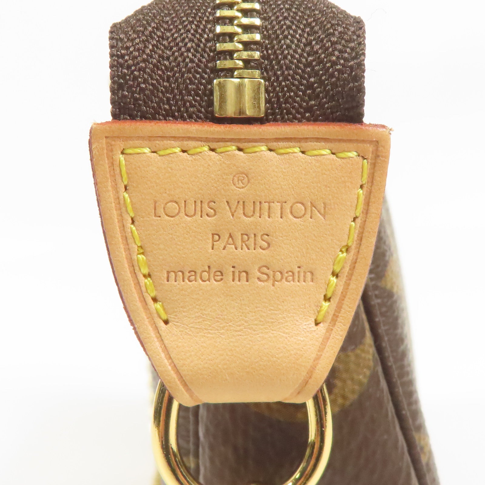 LOUIS VUITTON Monogram Mini Pochette Accessoires金扣手挽袋