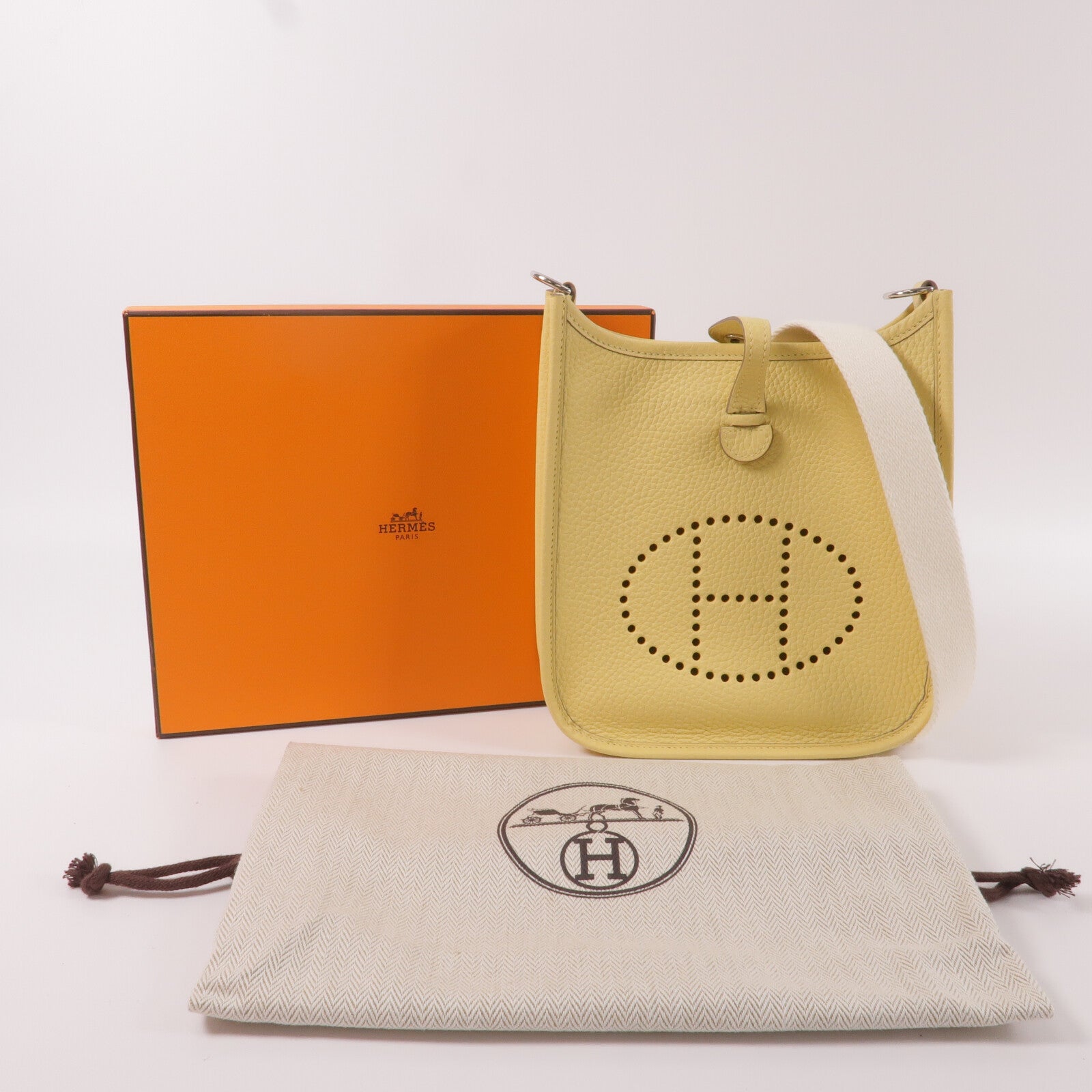 HERMES Clemence皮革Evelyne TPM肩背袋Jaune Poussin