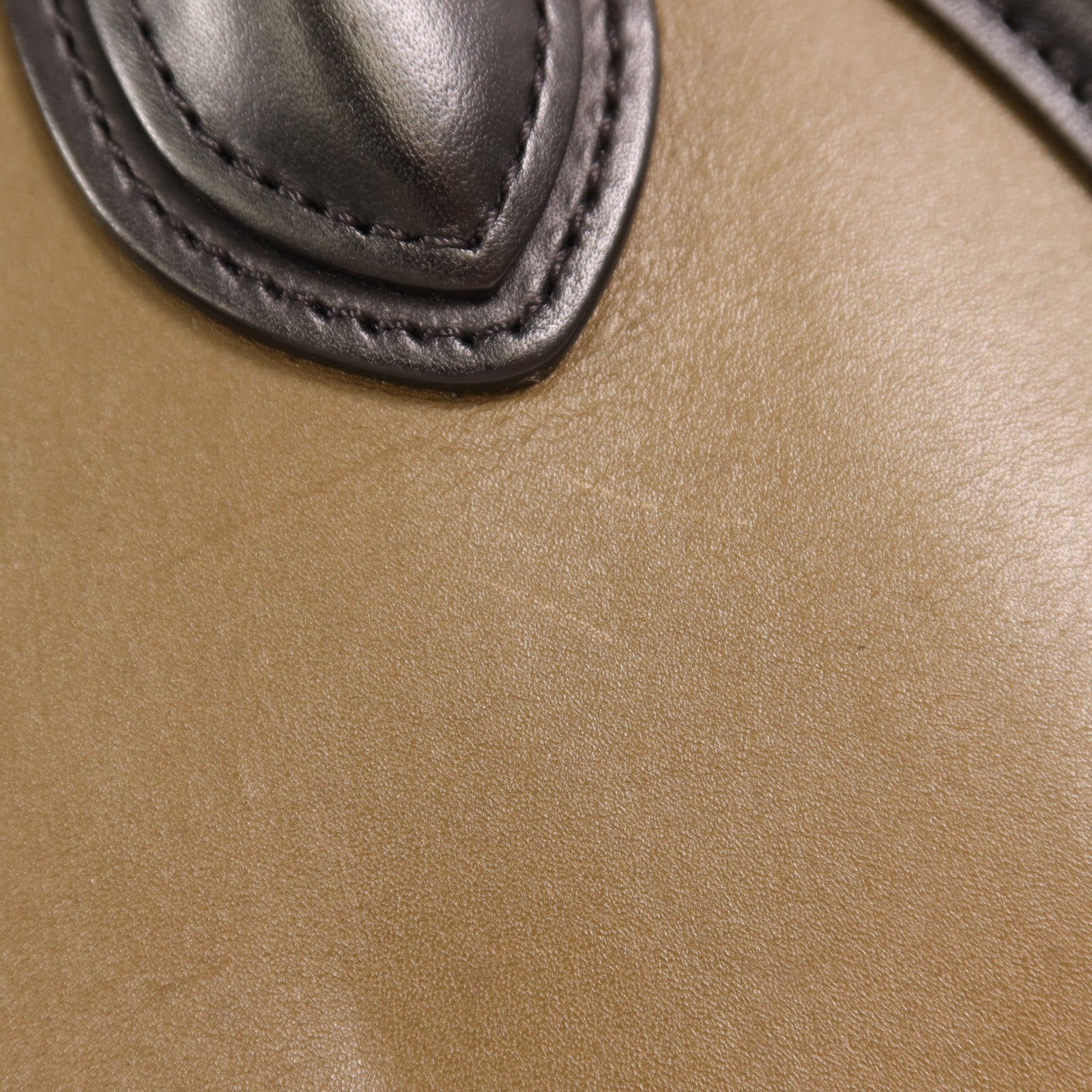 CELINE 牛皮皮革Nano Luggage金扣手挽肩背兩用袋