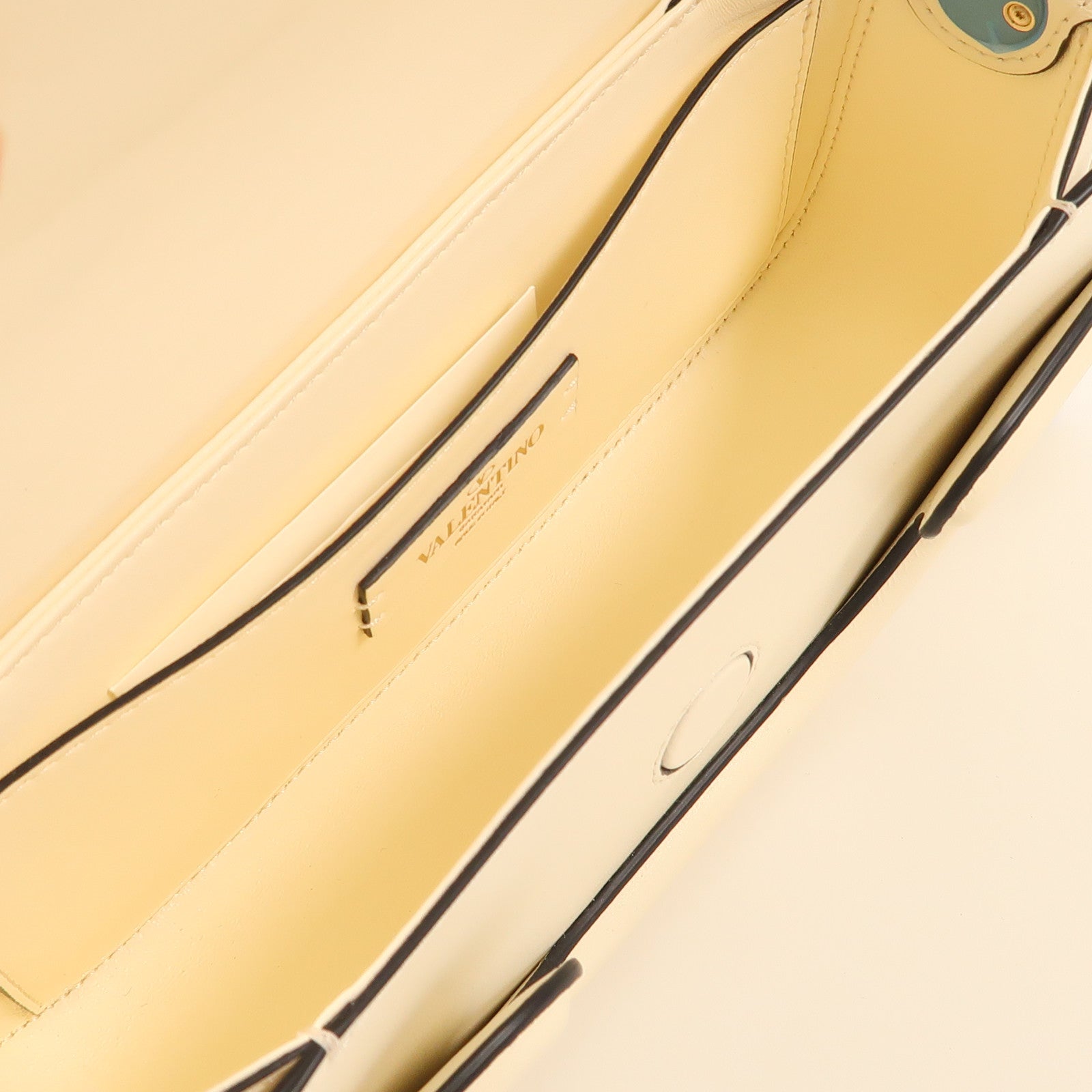 Valentino 牛皮皮革Le Petit Deuxieme金扣手挽肩背兩用袋