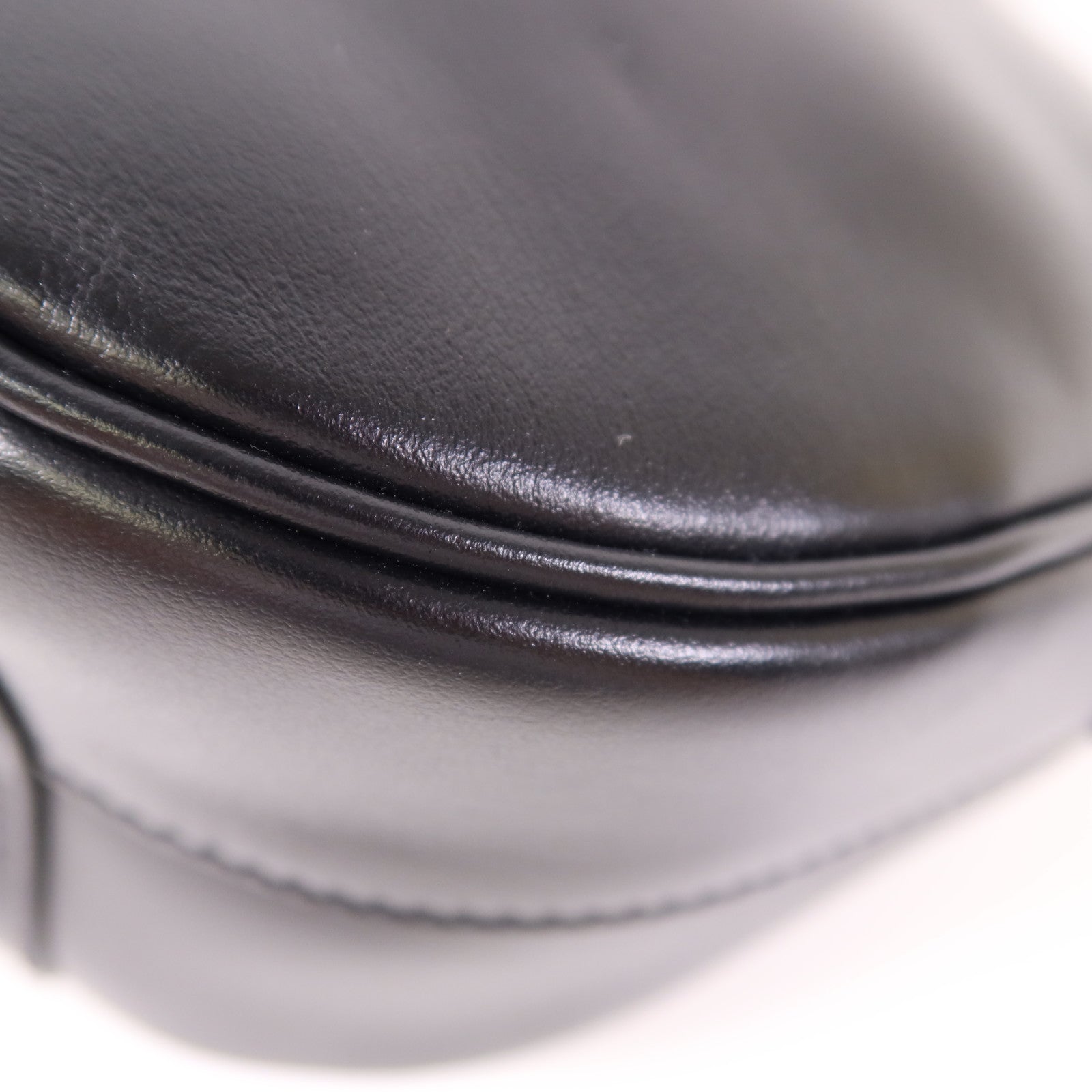 PRADA 牛皮皮革Shoulder Bag金扣肩背袋