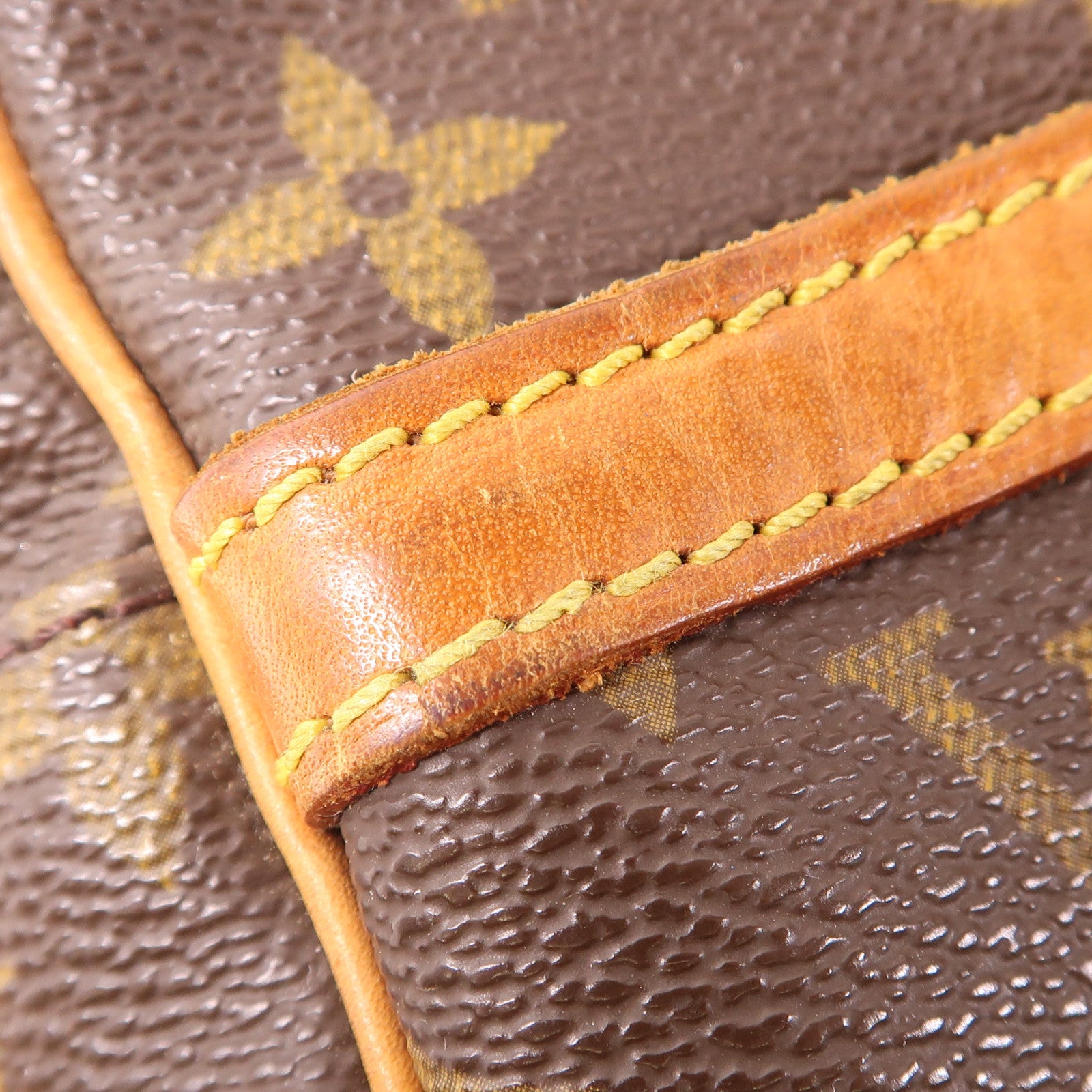 LOUIS VUITTON Monogram Danube金扣肩背袋