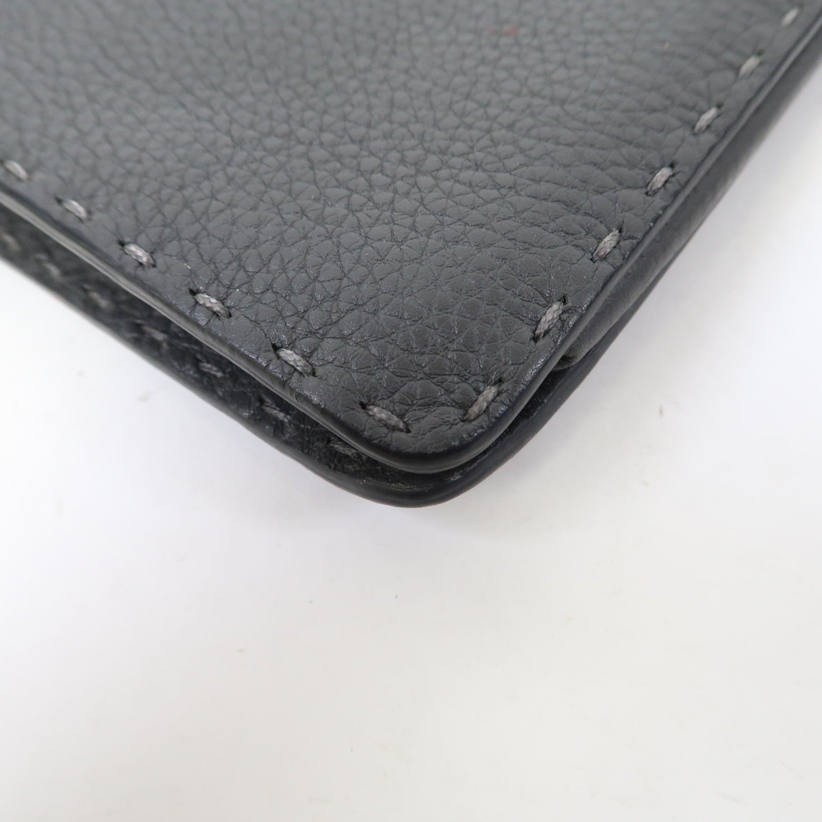 FENDI 皮革Pouch Wallet銀扣手拿包灰色