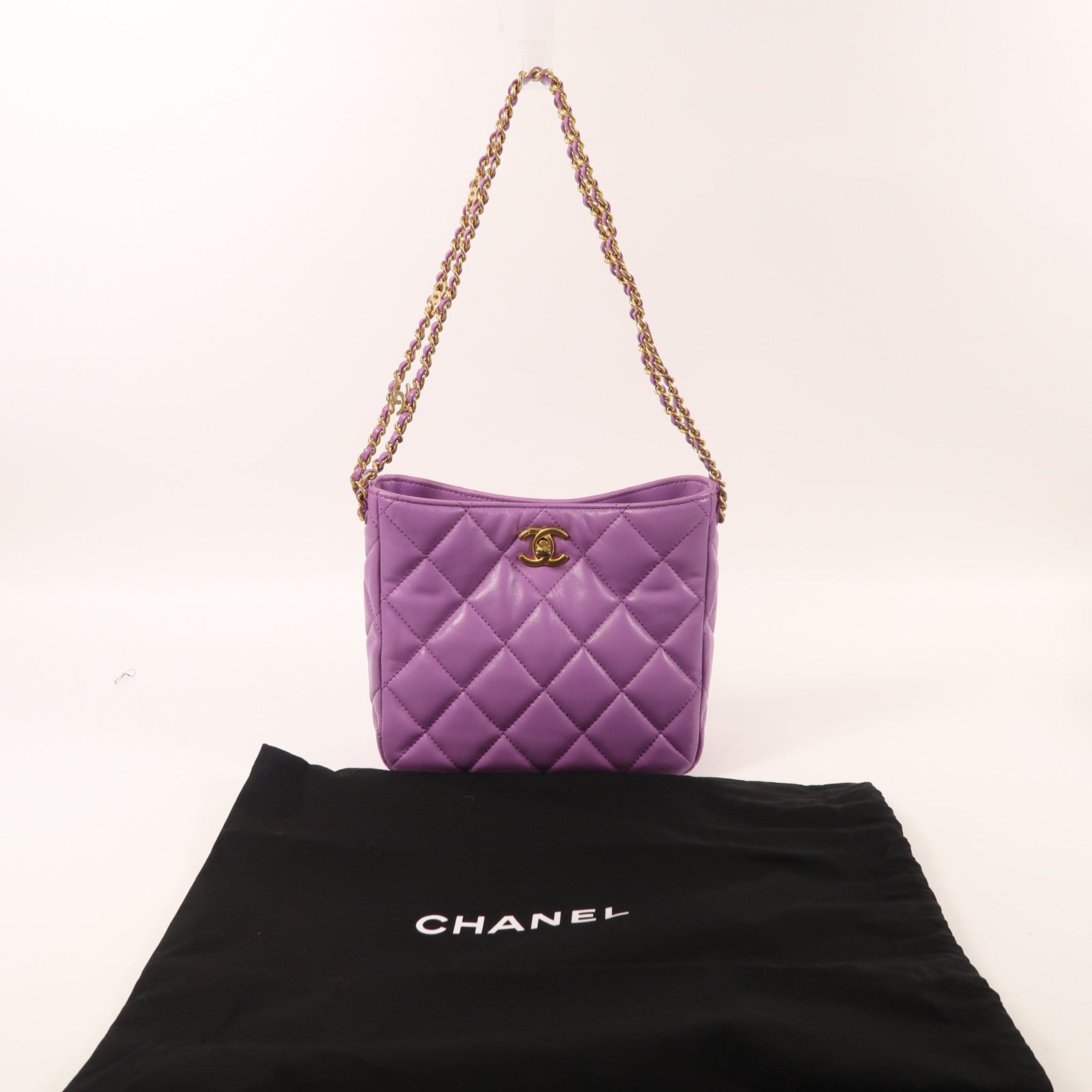 CHANEL 羊皮皮革Pick Me Up Hobo Bag金扣肩背袋