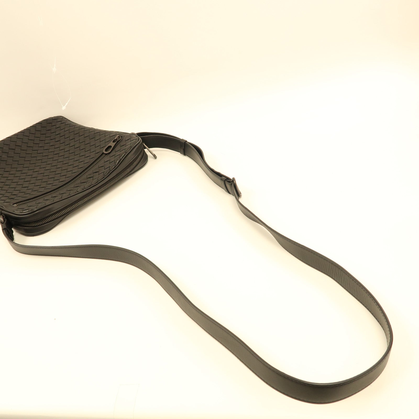 BOTTEGA VENETA 織紋皮革Shoulder Bag肩背袋黑色