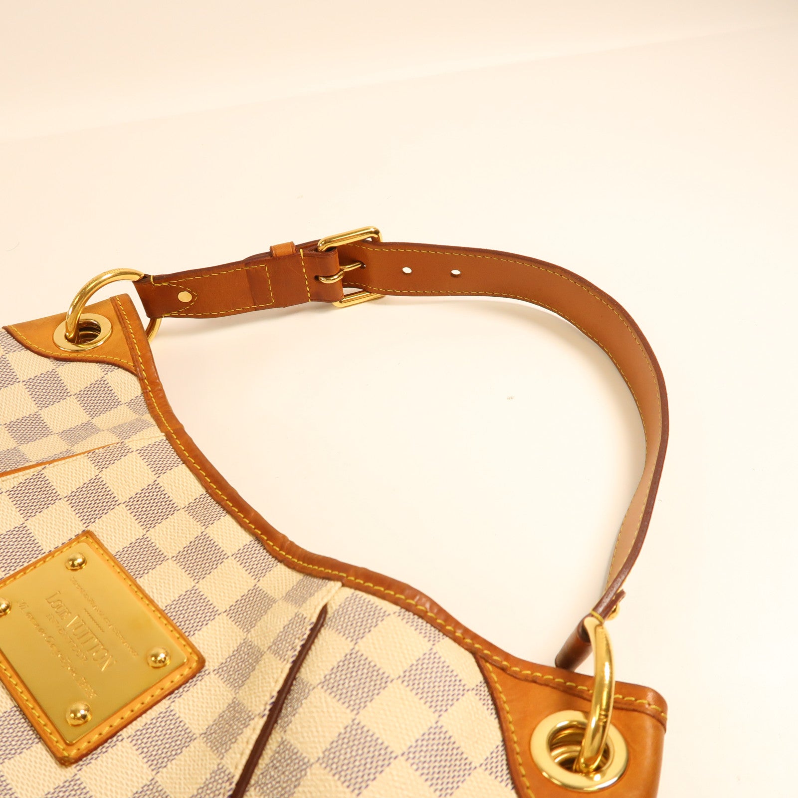 LOUIS VUITTON Damier Azur Galliera PM金扣肩背袋白色