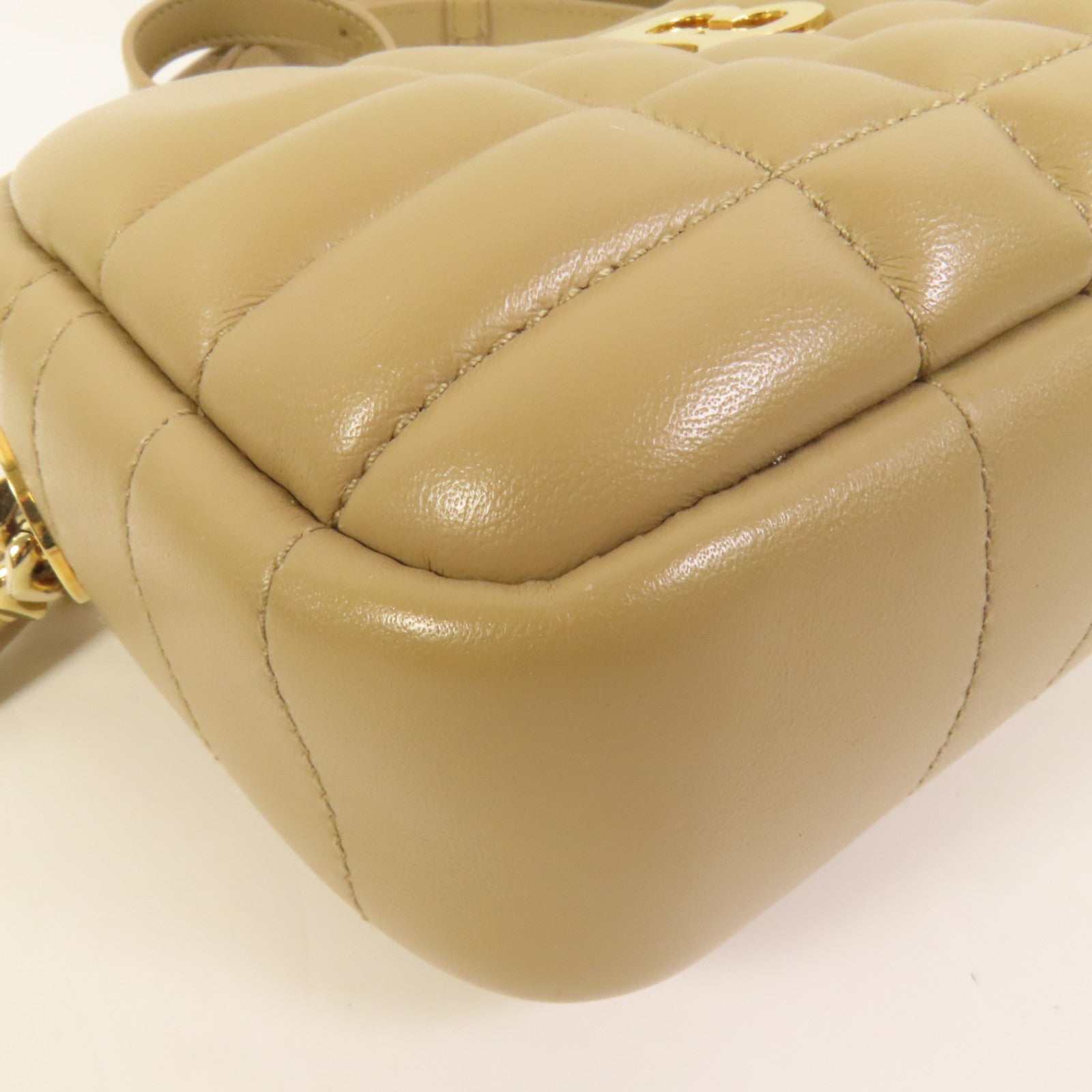 BURBERRY 羊皮皮革Mini Lola Camera Bag金扣肩背袋