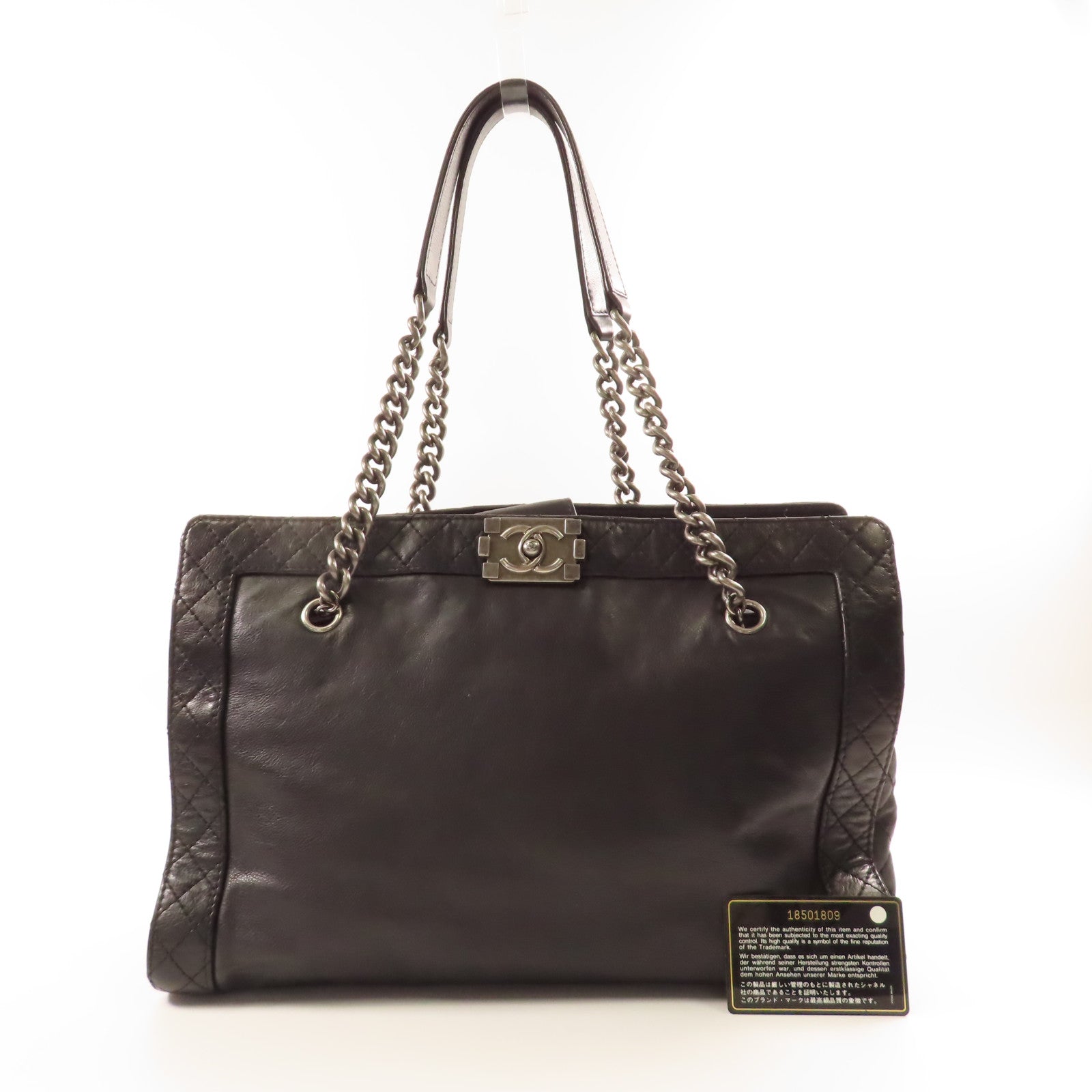 CHANEL 牛皮皮革Chain Shoulder銀扣肩背袋黑色