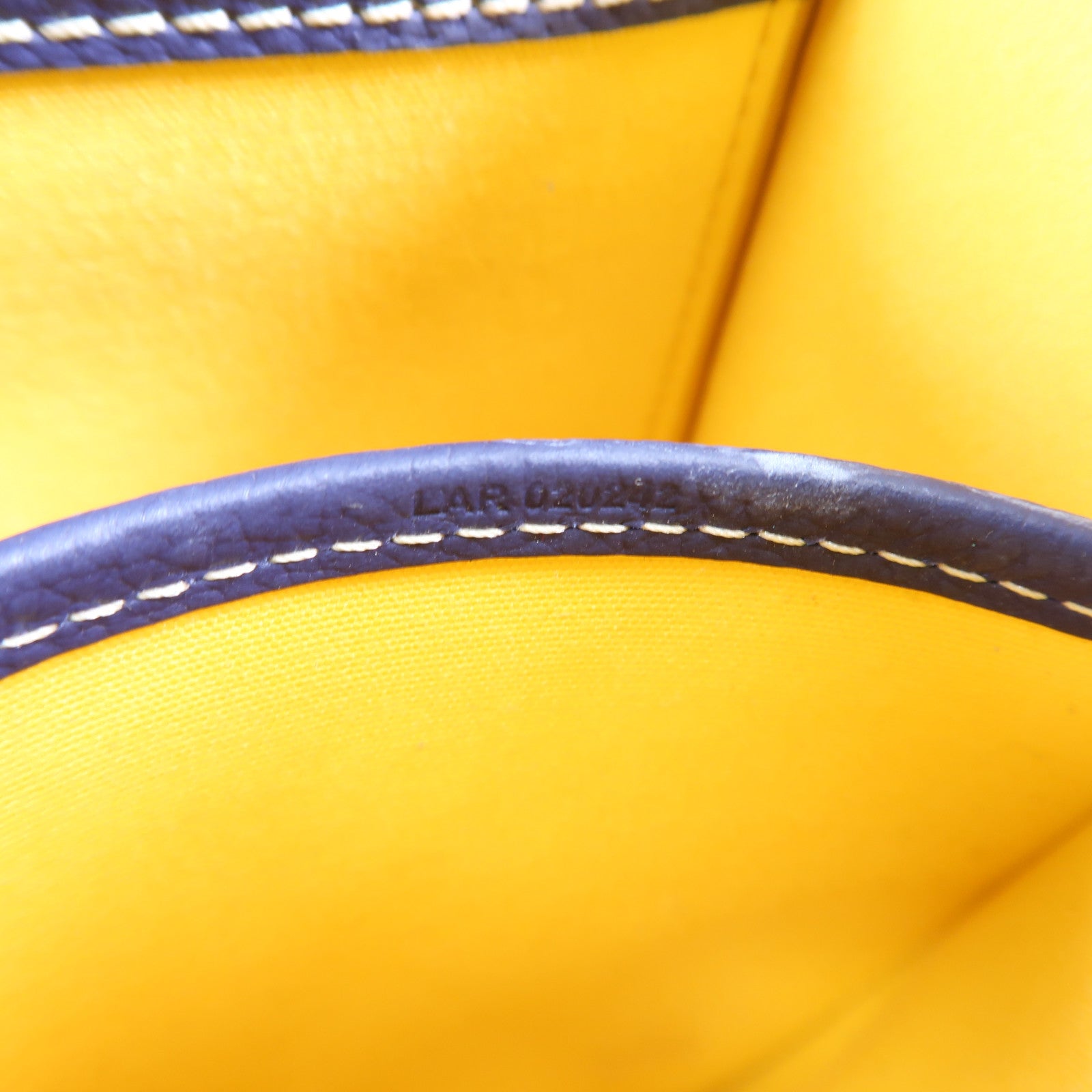 GOYARD 帆布Belvedere PM銀扣肩背袋