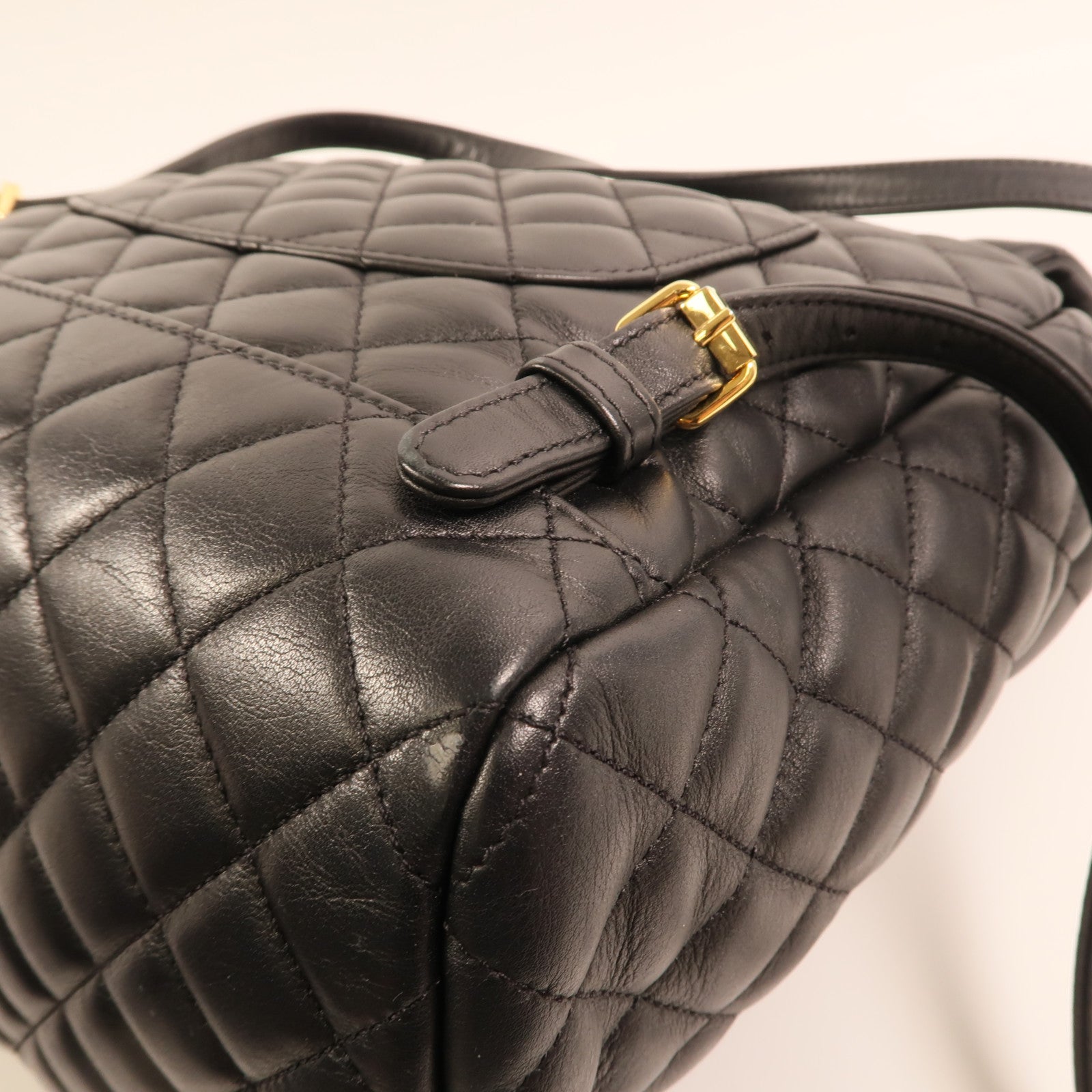 CHANEL 羊皮皮革Backpack金扣背包