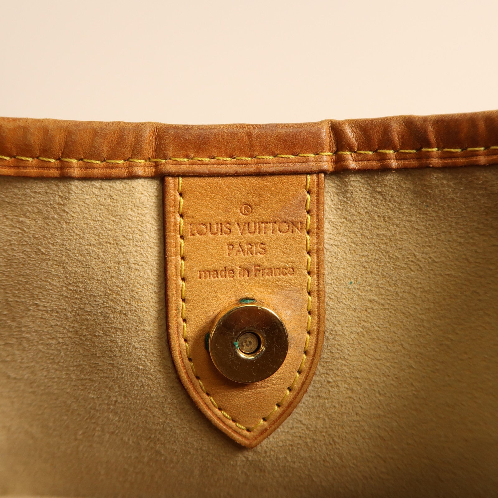 LOUIS VUITTON Damier Azur Galliera PM金扣肩背袋白色
