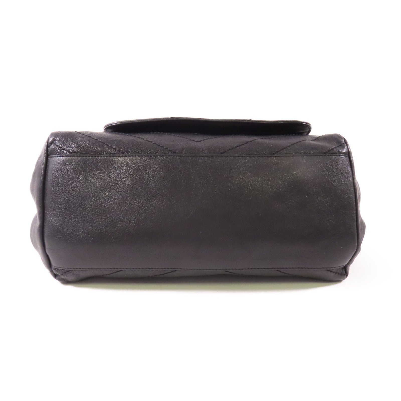SAINT LAURENT 皮革Nolita Medium鏈帶肩背袋