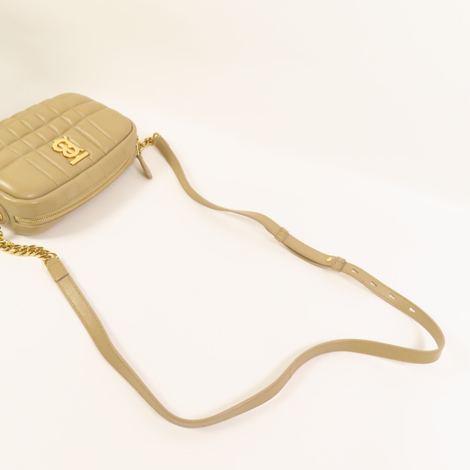 BURBERRY 羊皮皮革Mini Lola Camera Bag金扣肩背袋