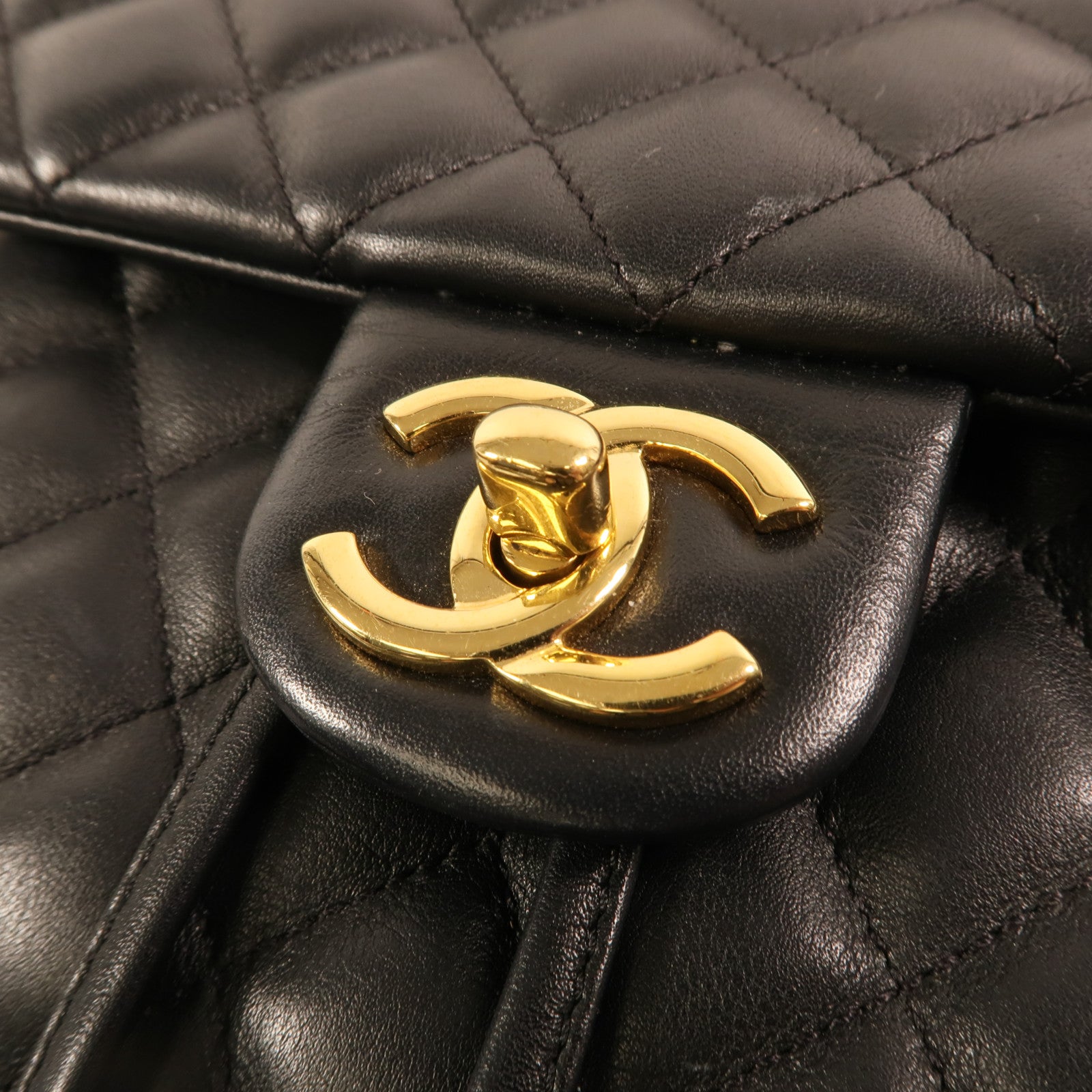 CHANEL 羊皮皮革Backpack金扣背包