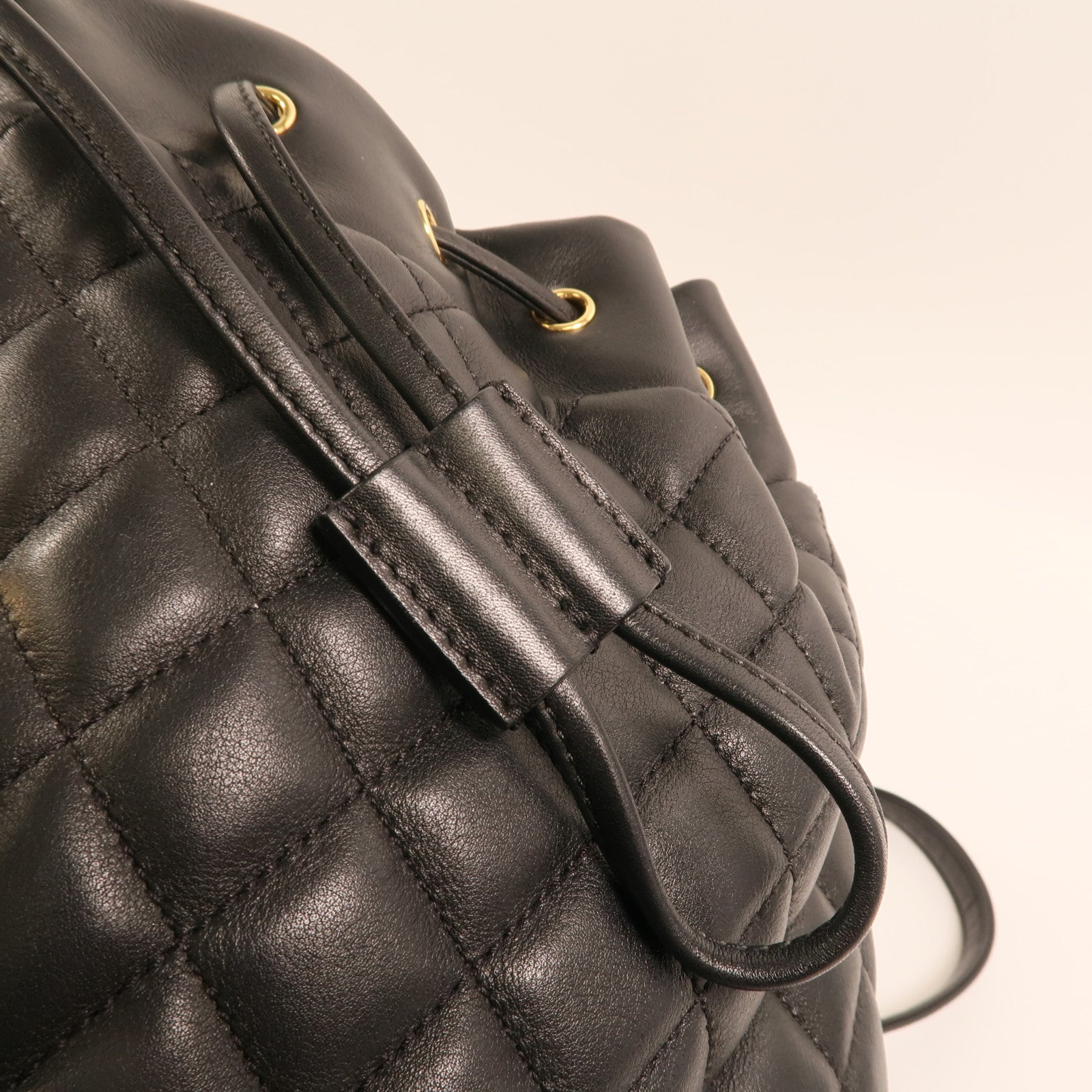 CHANEL 羊皮皮革Backpack金扣背包