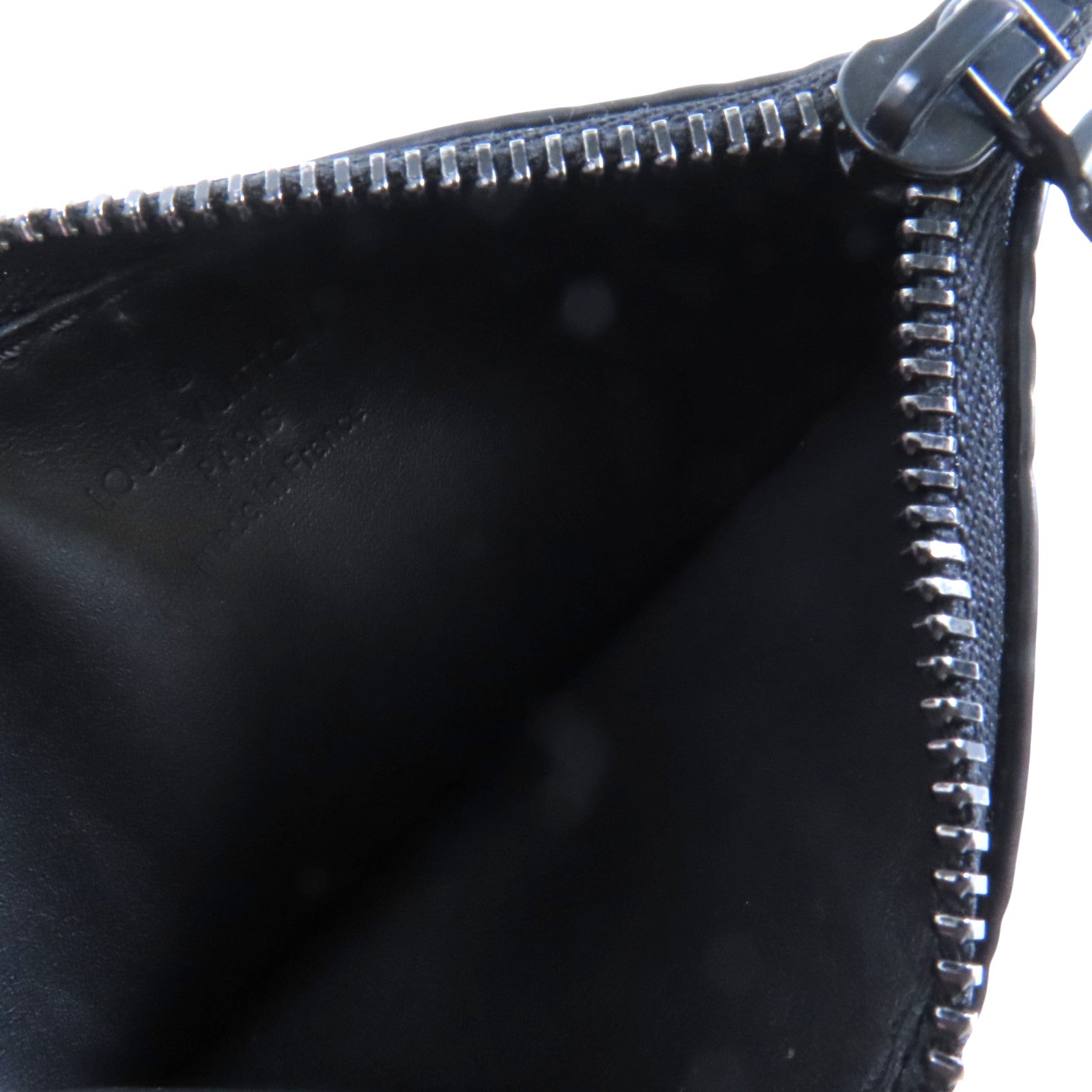 LOUIS VUITTON Monogram Shadow Gaston Wearable肩背袋