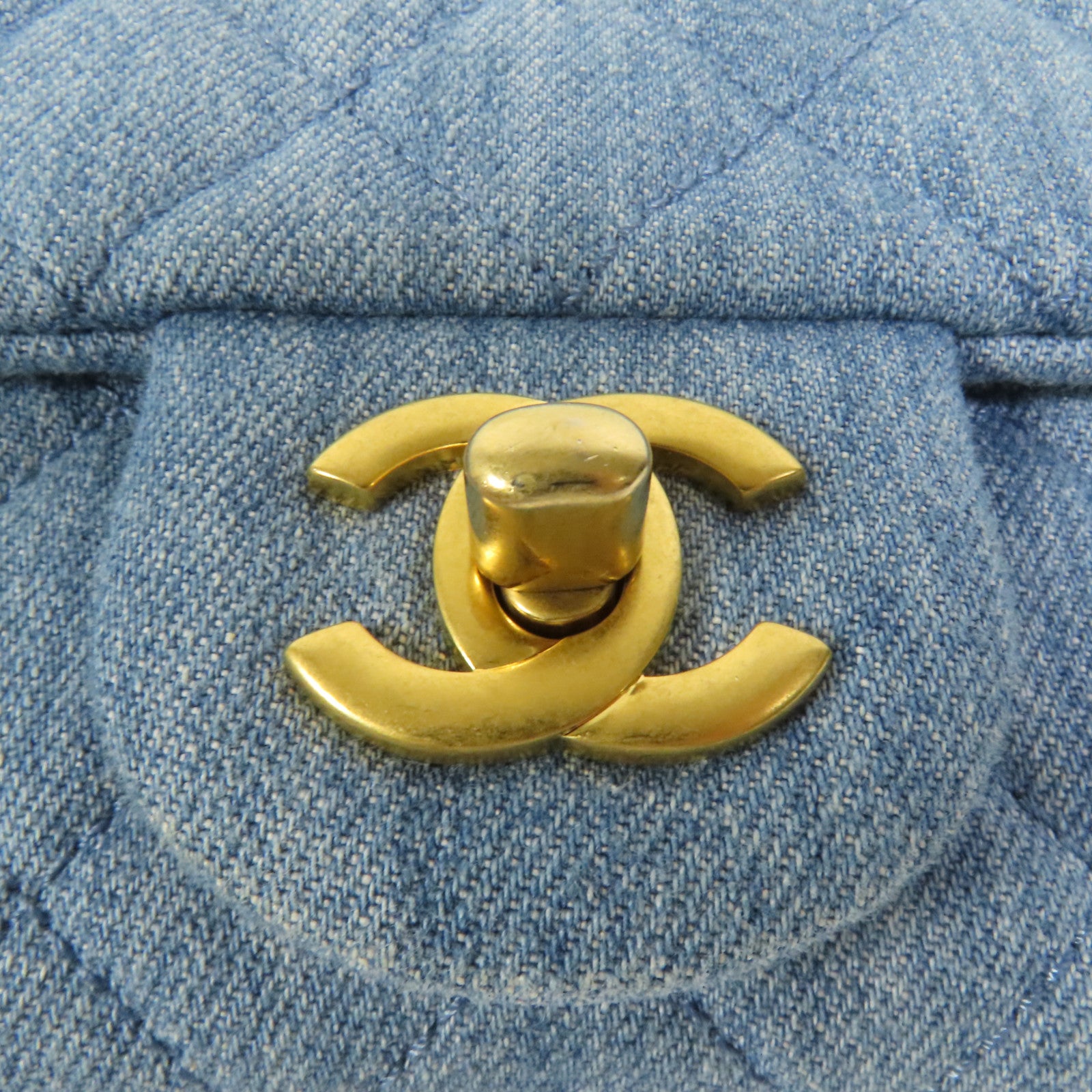 CHANEL Denim Mini Classic 17金扣鏈帶肩背袋