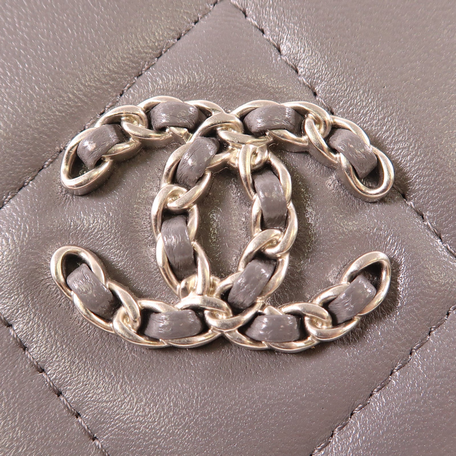 CHANEL 羊皮皮革Phone Bag肩背袋