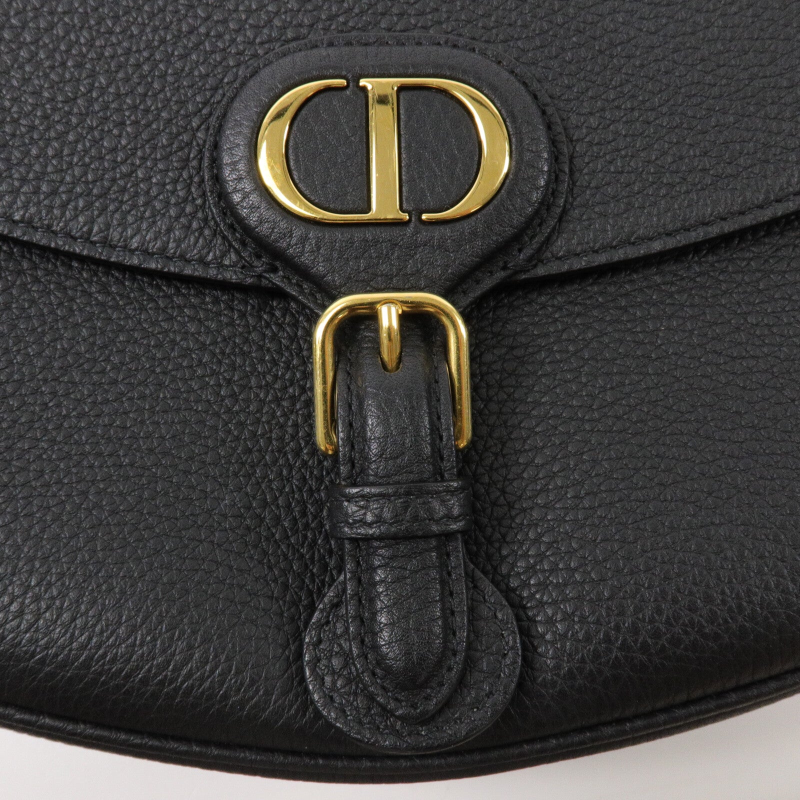 Dior 牛皮皮革Bobby Medium肩背袋