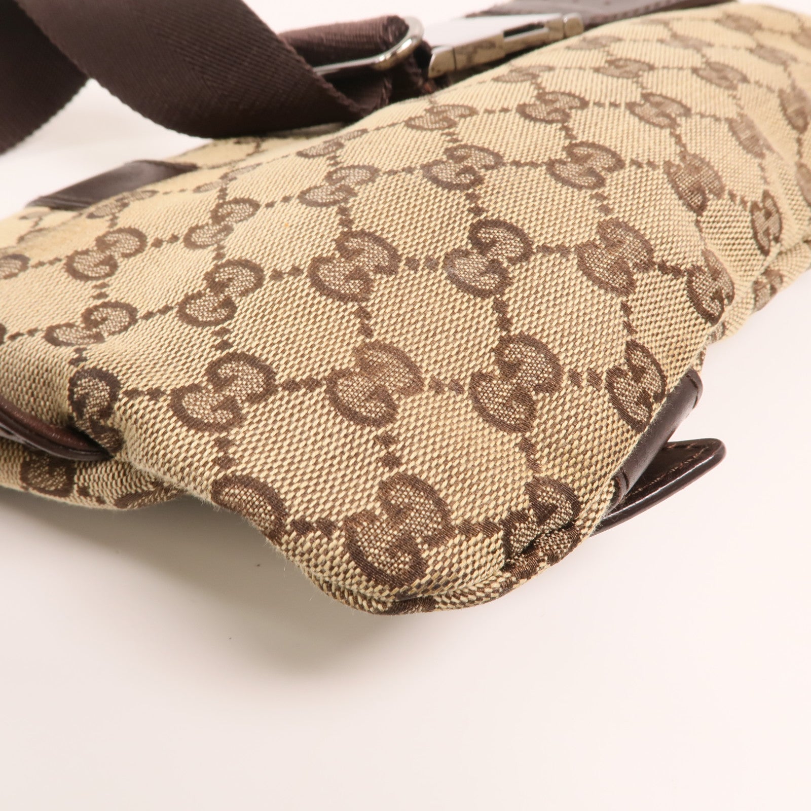 GUCCI GG帆布Waist Bag銀扣腰包
