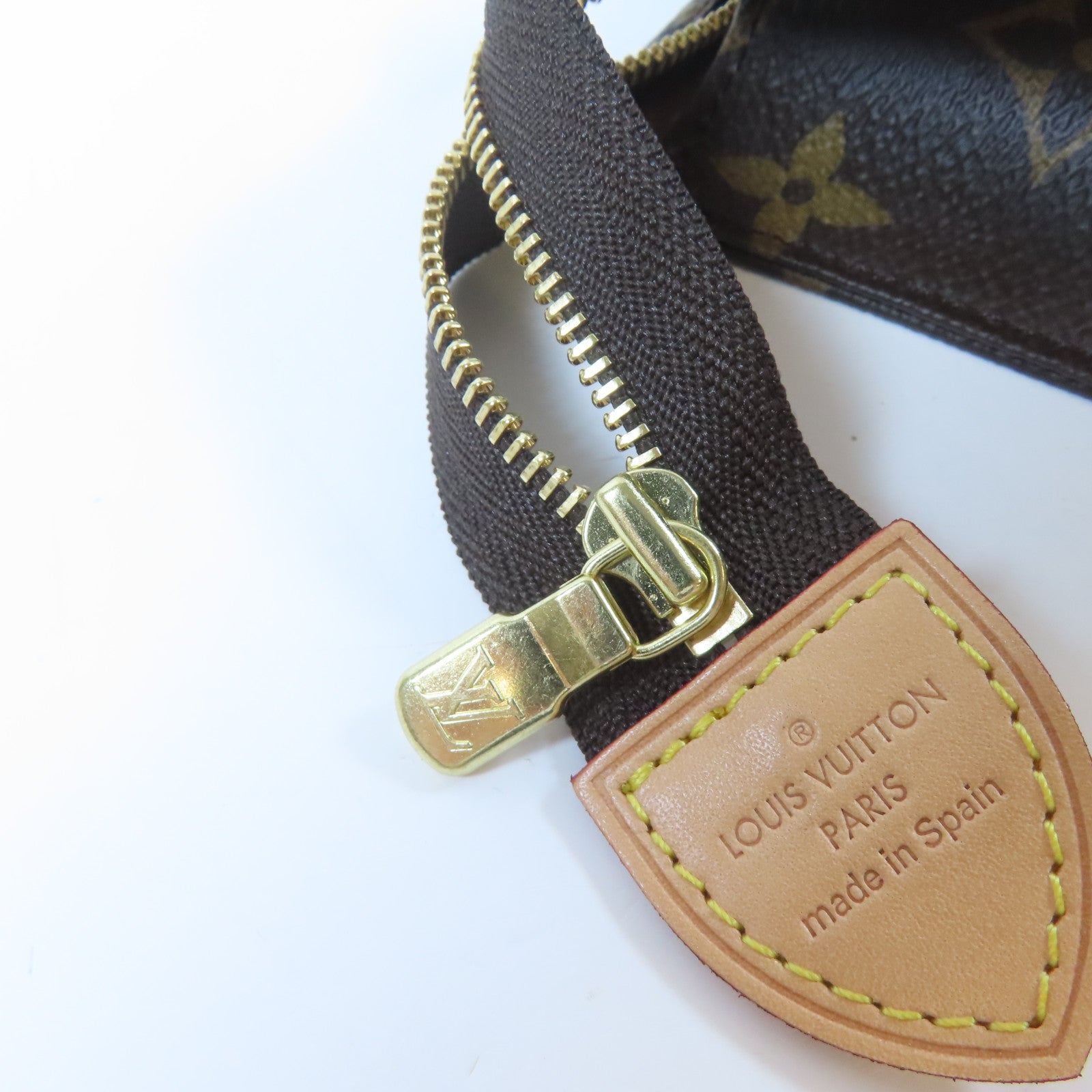 LOUIS VUITTON Monogram Poche Toilette 19金扣手拿包啡色