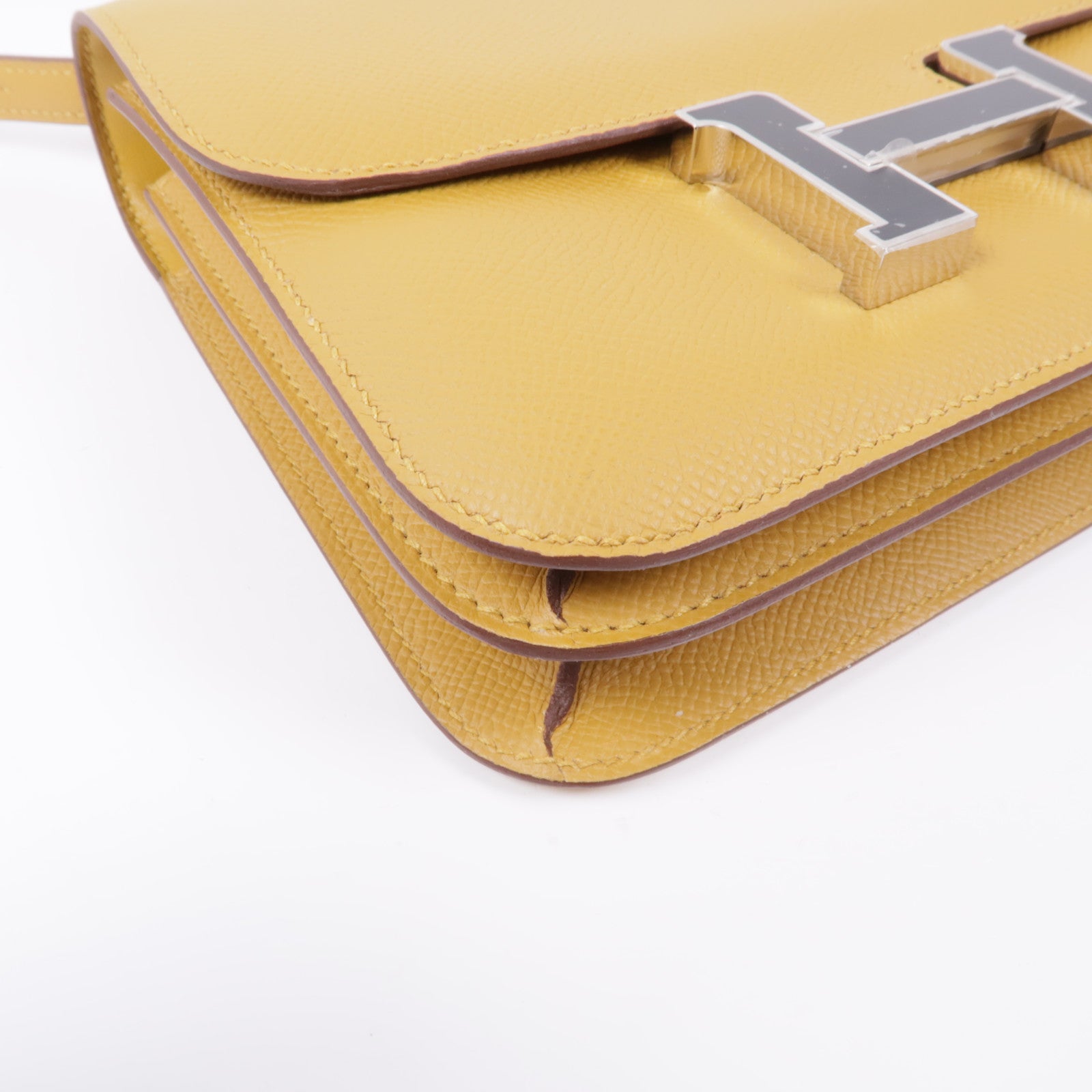HERMES Epsom皮革Constance Mini銀扣肩背袋Sesame/Noir