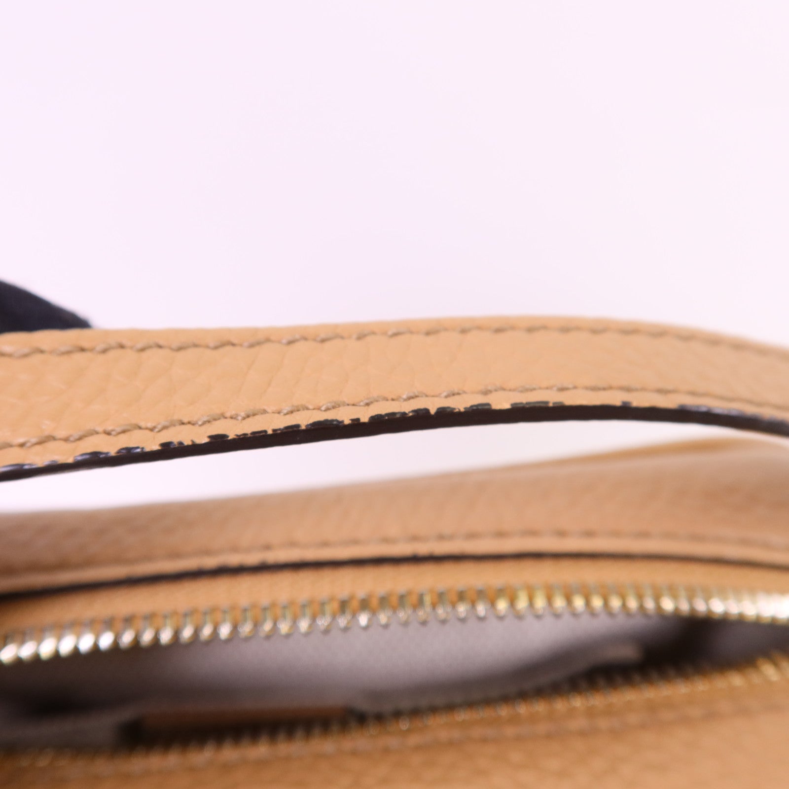 GUCCI 牛皮皮革SOHO Disco金扣肩背袋308364