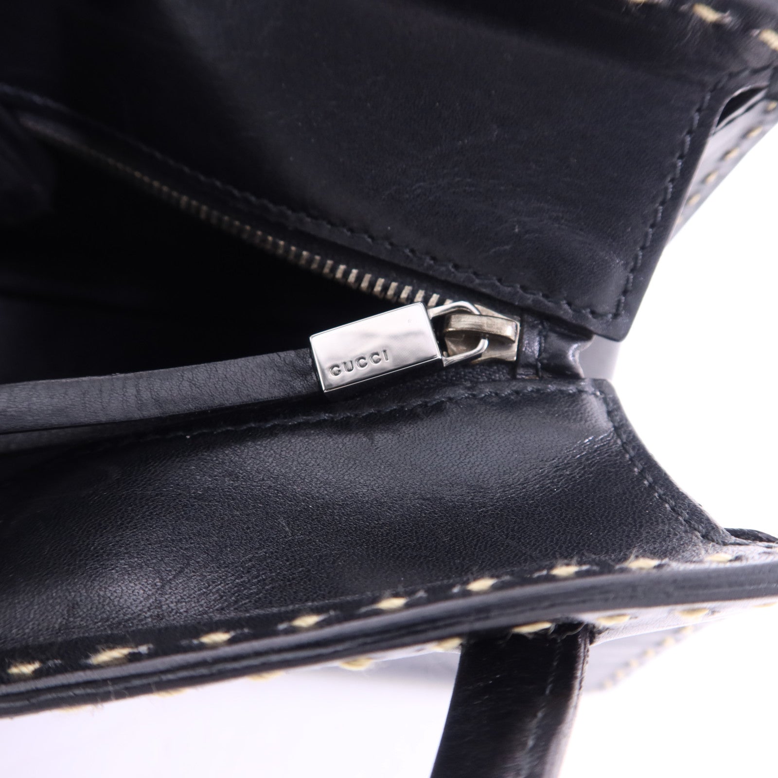 GUCCI 牛皮皮革Handbag銀扣手挽袋