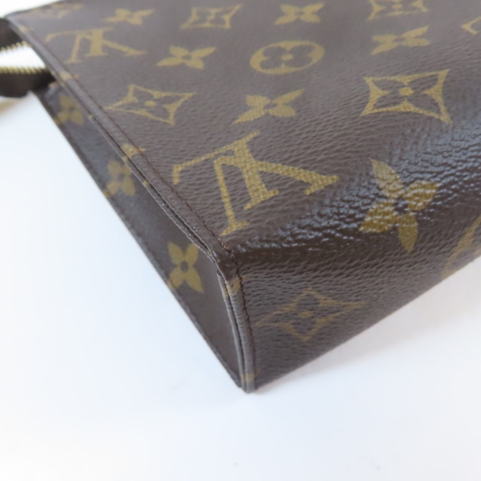 LOUIS VUITTON Monogram Poche Toilette 19金扣手拿包啡色