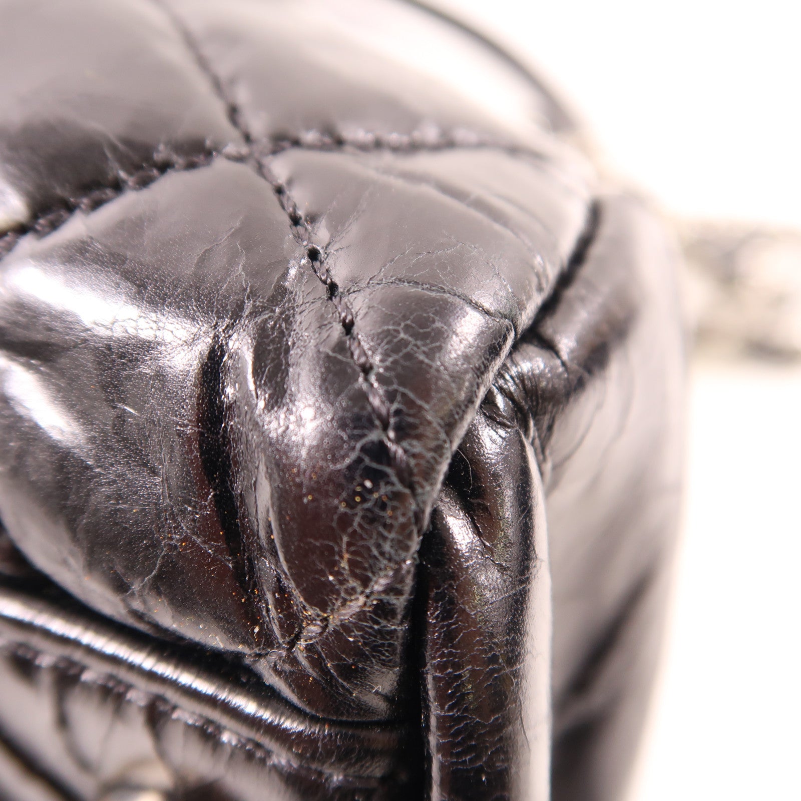 CHANEL 牛皮皮革Chain Shoulder銀扣肩背袋