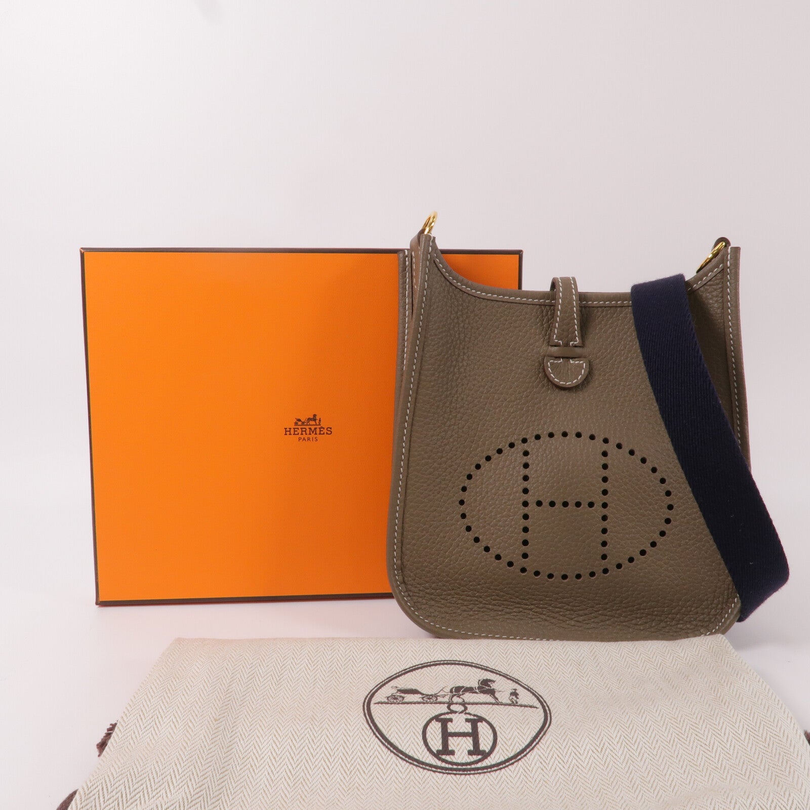 HERMES Clemence皮革Evelyne TPM肩背袋Etoupe