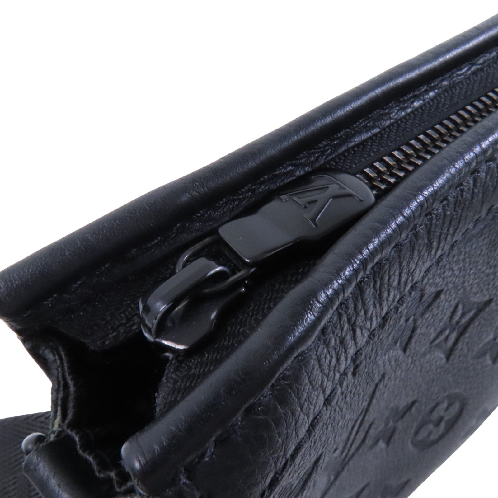 LOUIS VUITTON Monogram Shadow Gaston Wearable肩背袋