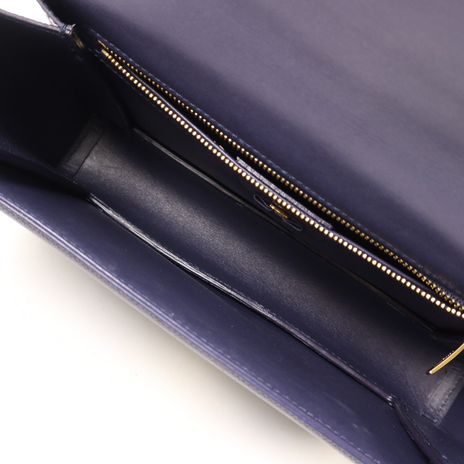 Salvatore Ferragamo 牛皮皮革Vara Bow金扣鏈帶肩背袋