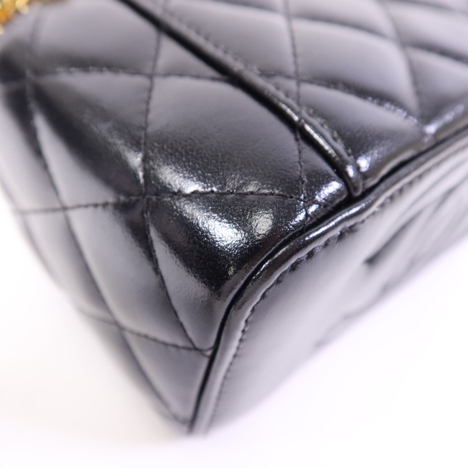 CHANEL 【激減優惠】皮革Vanity Case金扣鏈帶肩背袋