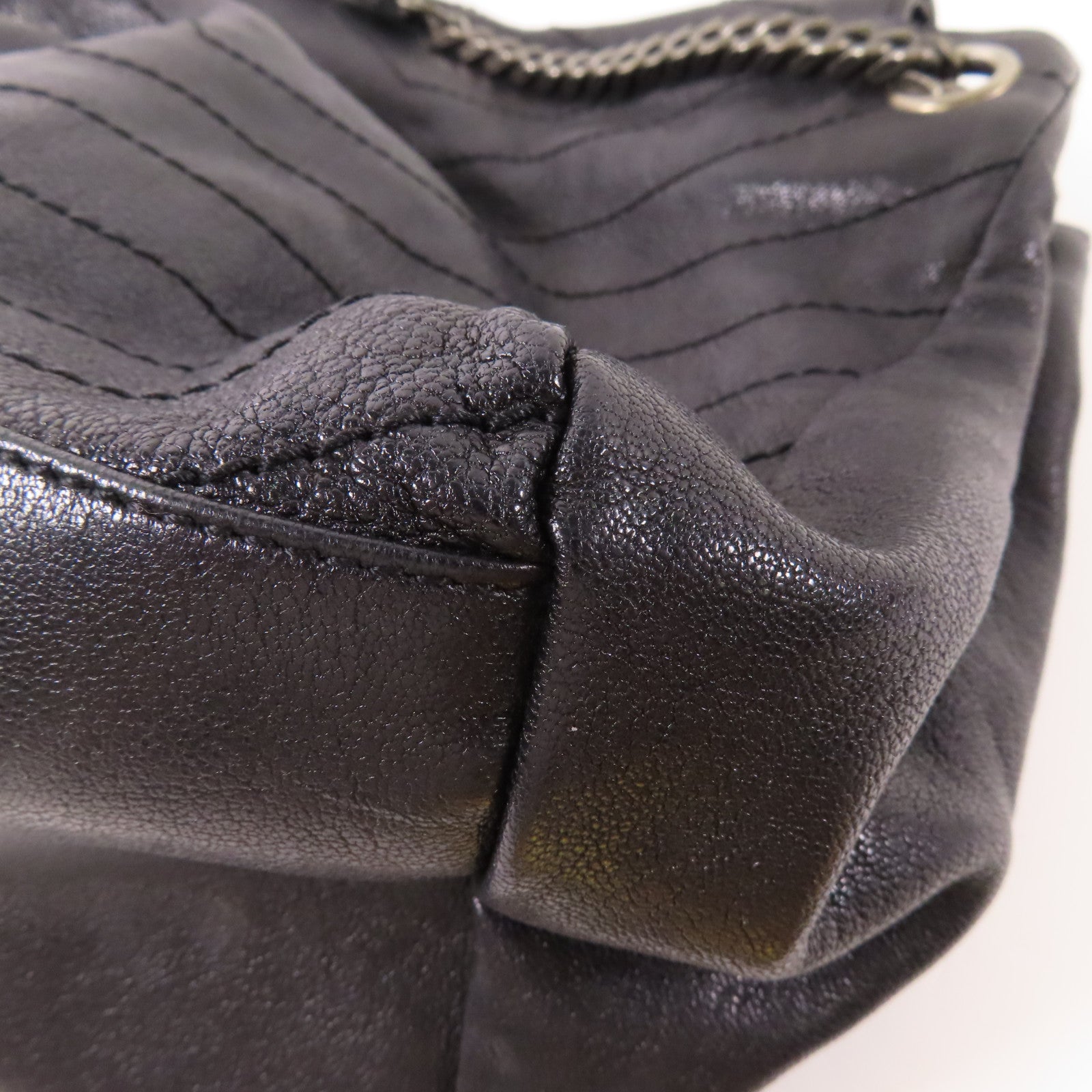 SAINT LAURENT 皮革Nolita Medium鏈帶肩背袋