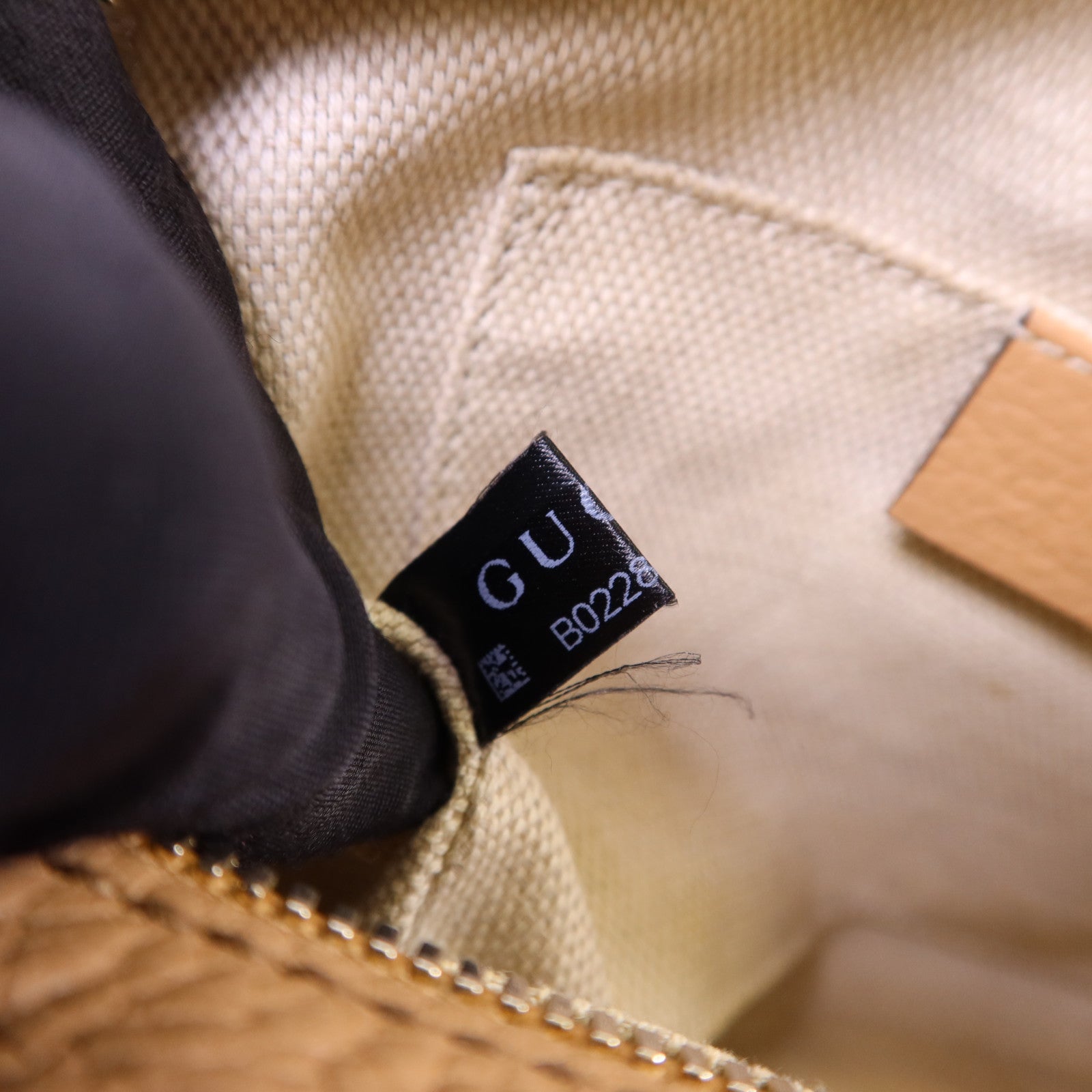 GUCCI 牛皮皮革SOHO Disco金扣肩背袋308364