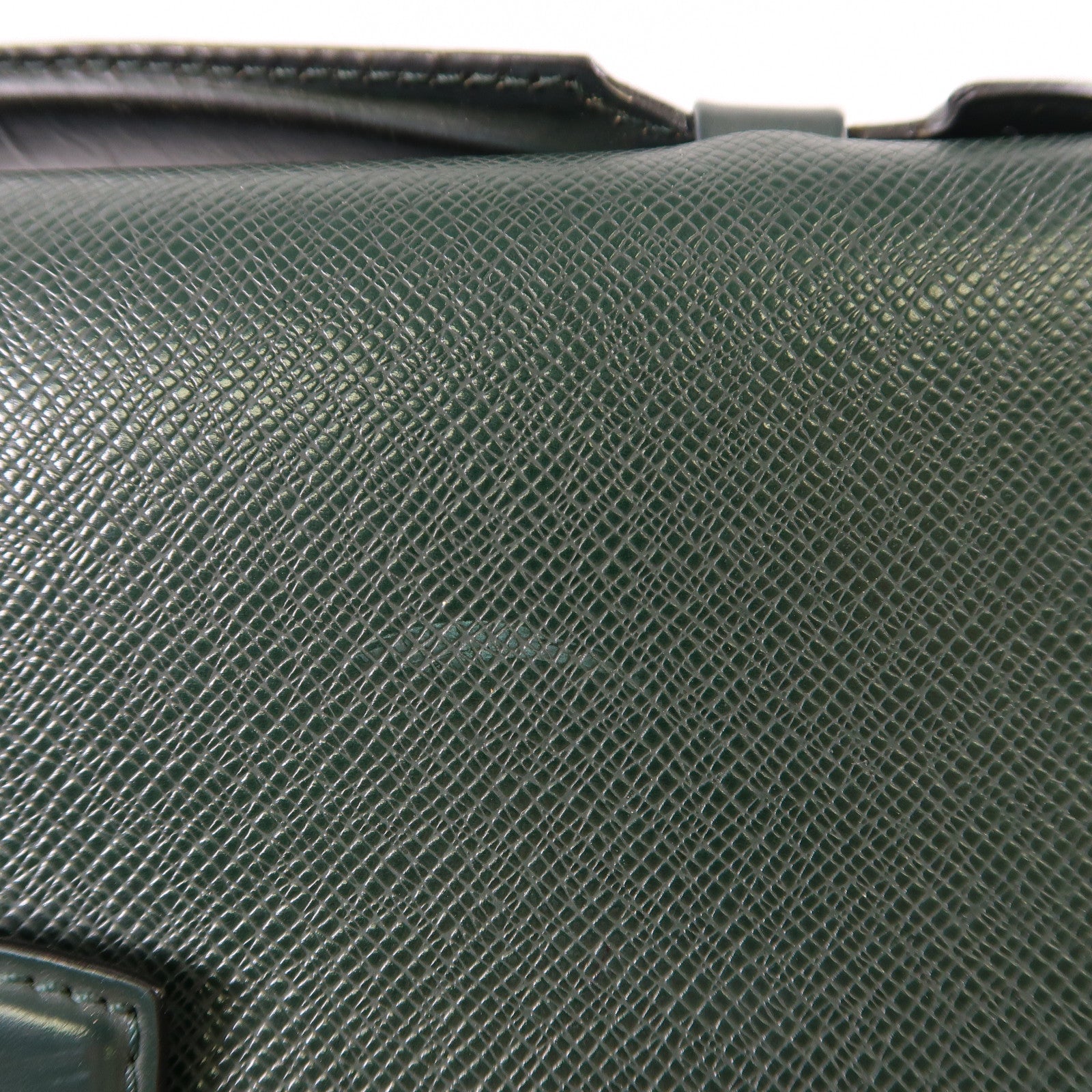 LOUIS VUITTON Taiga Business Bag公事包