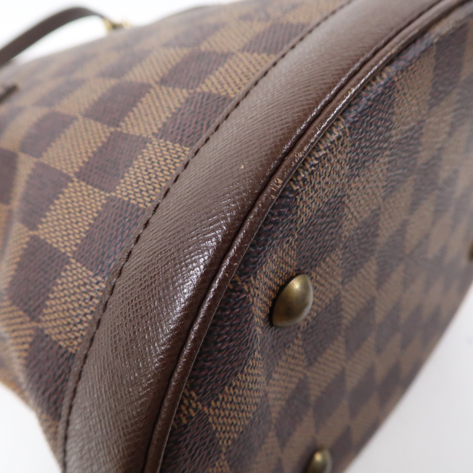 LOUIS VUITTON Damier Marais金扣肩背袋啡色