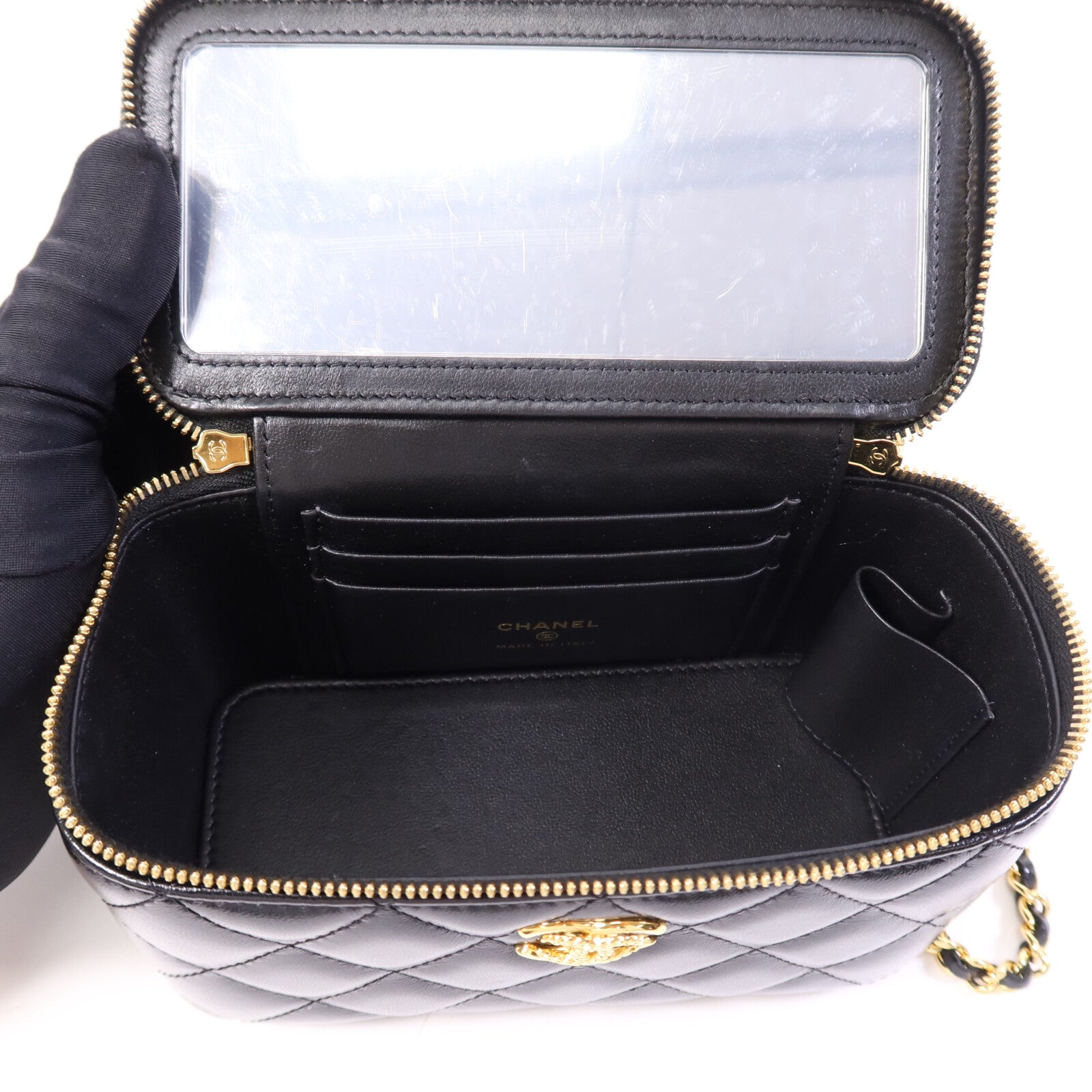 CHANEL 【激減優惠】皮革Vanity Case金扣鏈帶肩背袋