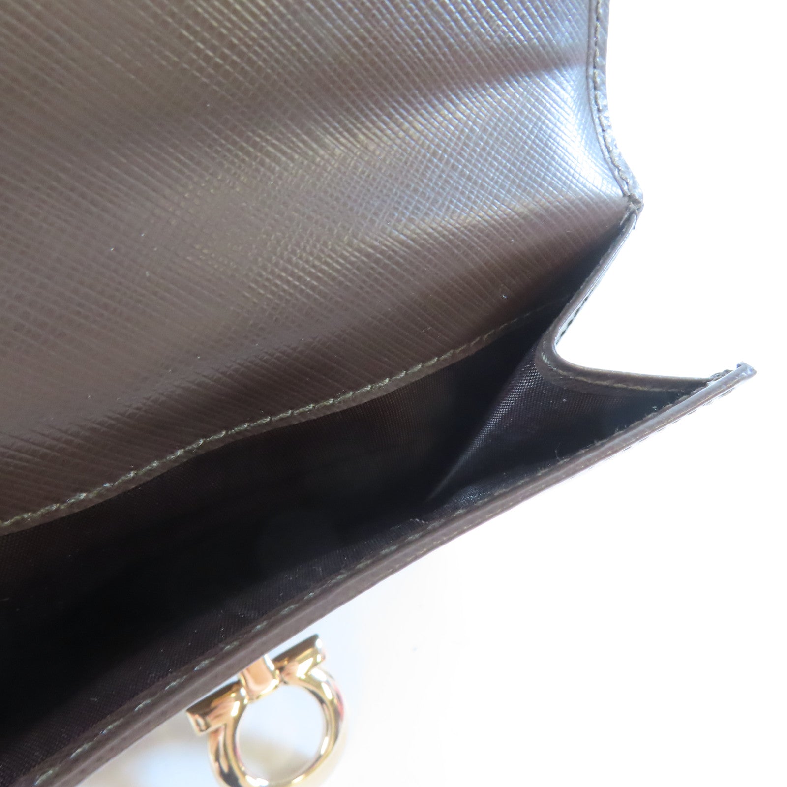 Salvatore Ferragamo 【激減優惠】牛皮皮革Bifold Wallet金扣錢包啡色