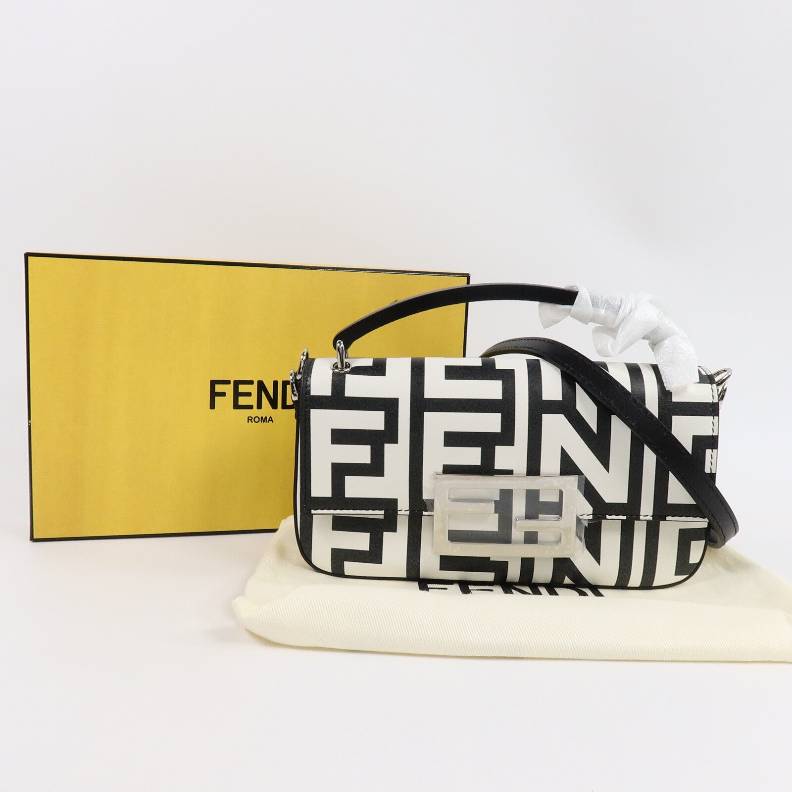 FENDI 牛皮皮革Fendi x Marc Jacobs Mini Baguette Bag手挽肩背兩用袋