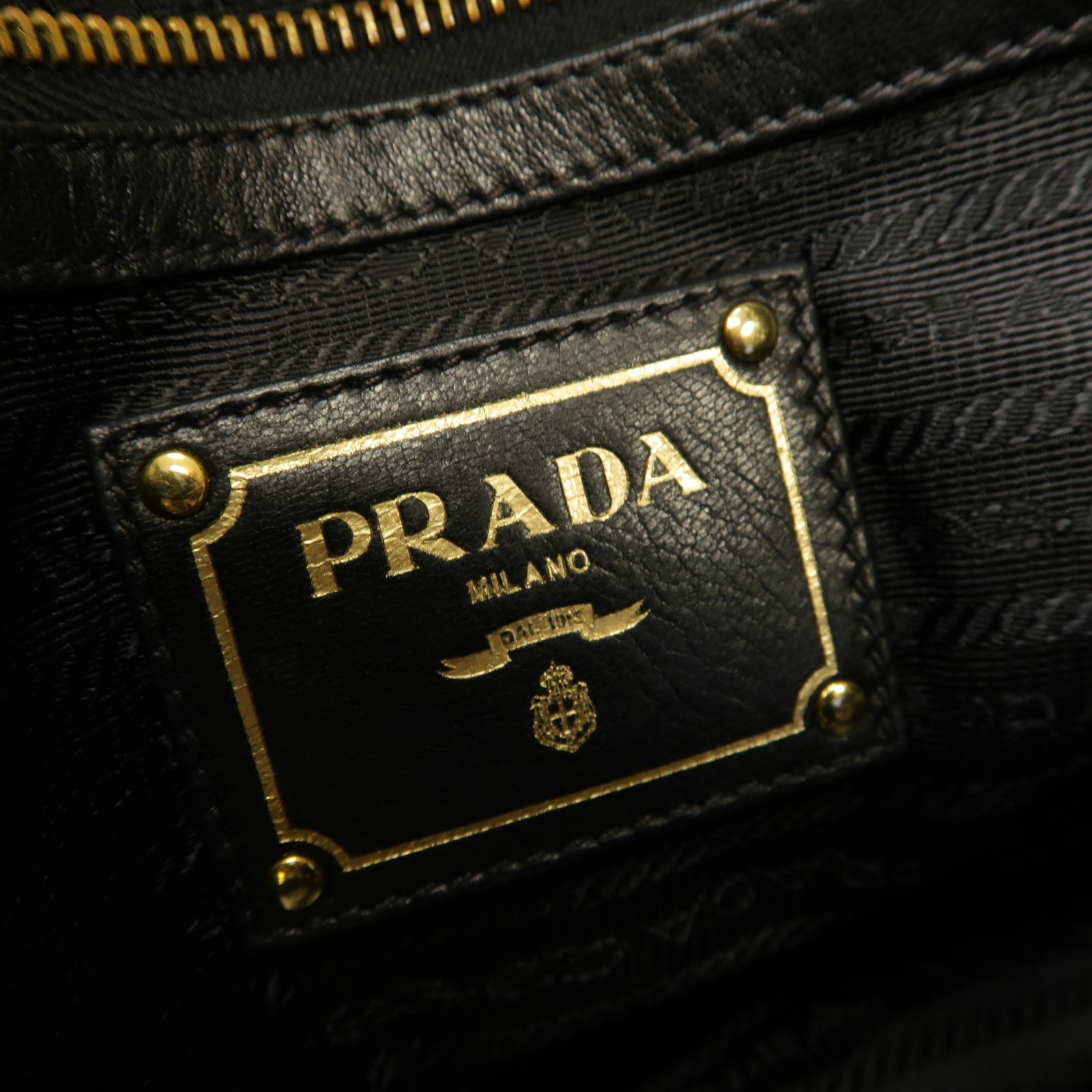 PRADA 牛皮皮革2way Shoulder Bag金扣手挽肩背兩用袋黒色