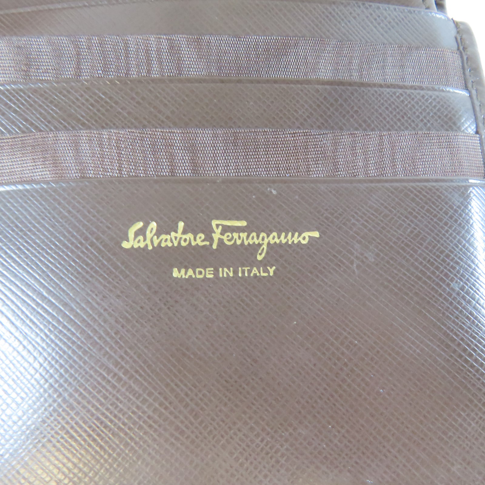 Salvatore Ferragamo 【激減優惠】牛皮皮革Bifold Wallet金扣錢包啡色