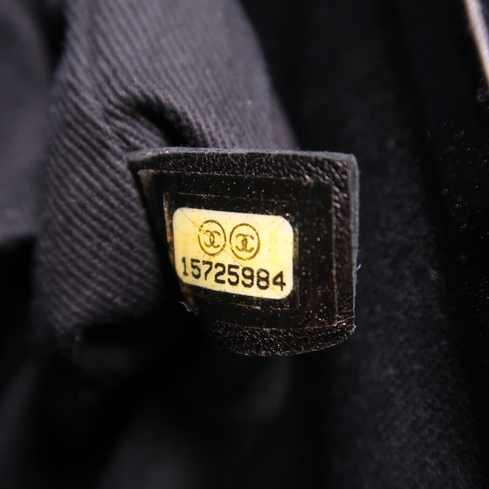 CHANEL 牛皮皮革Chain Shoulder銀扣肩背袋