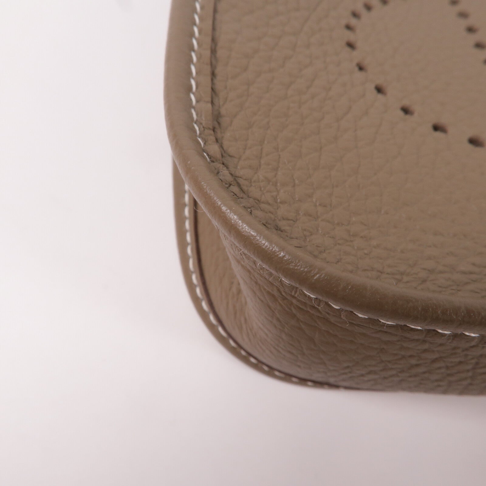 HERMES Clemence皮革Evelyne TPM肩背袋Etoupe