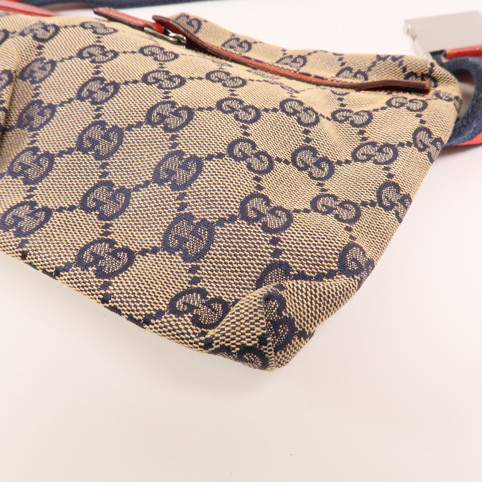 GUCCI GG帆布GG Waist Bag銀扣腰包